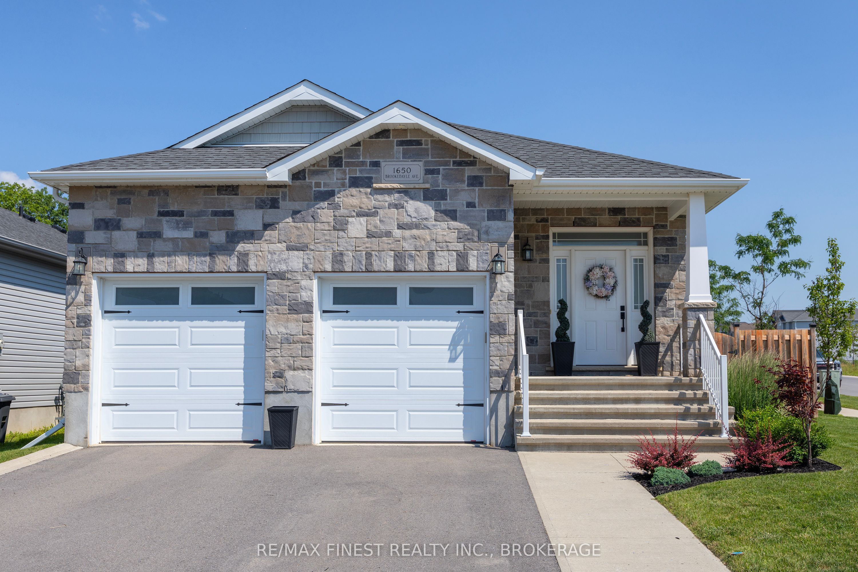 1650 Brookedayle Avenue, Kingston, ON K7P 0S9 photo 2