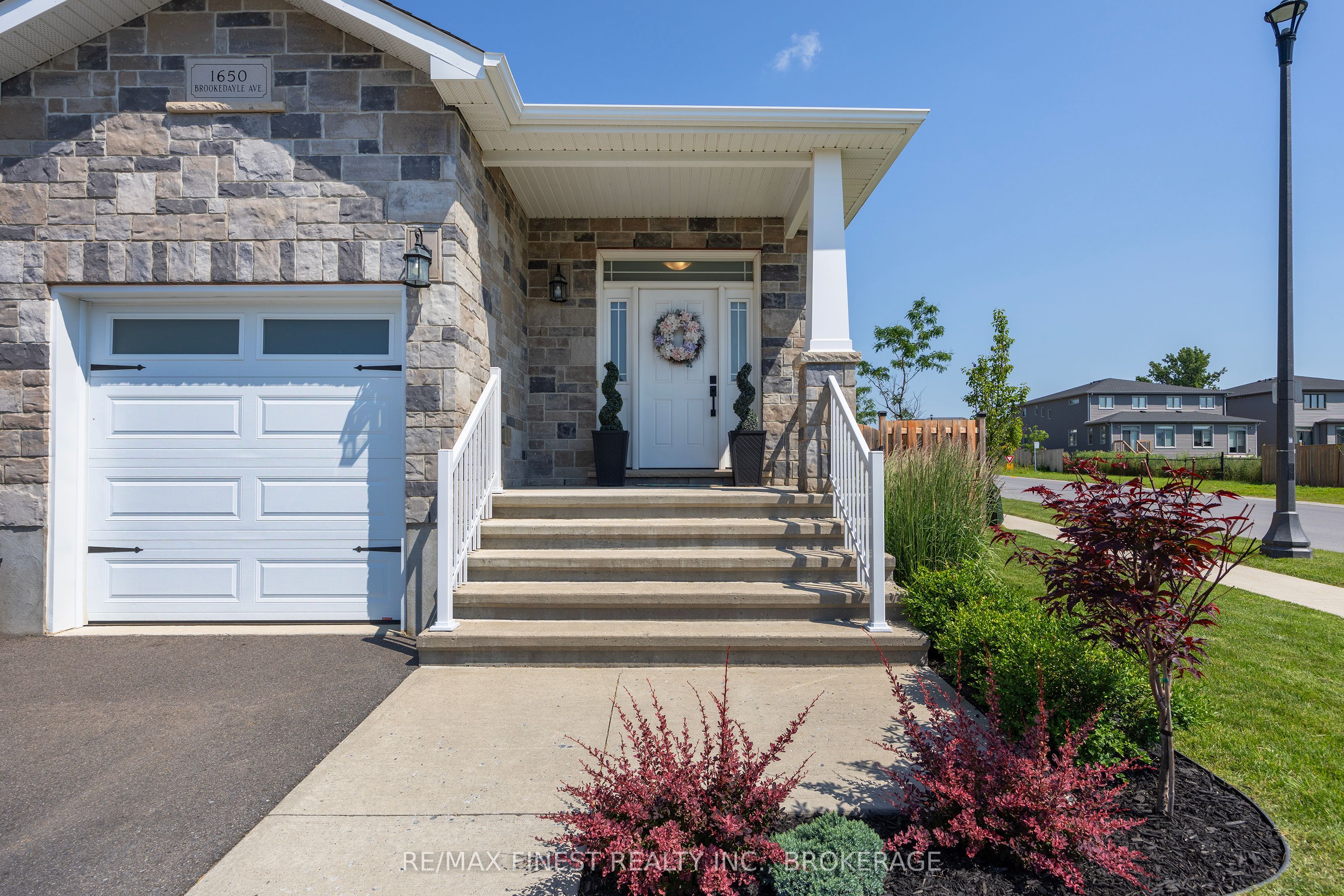 1650 Brookedayle Avenue, Kingston, ON K7P 0S9 photo 3