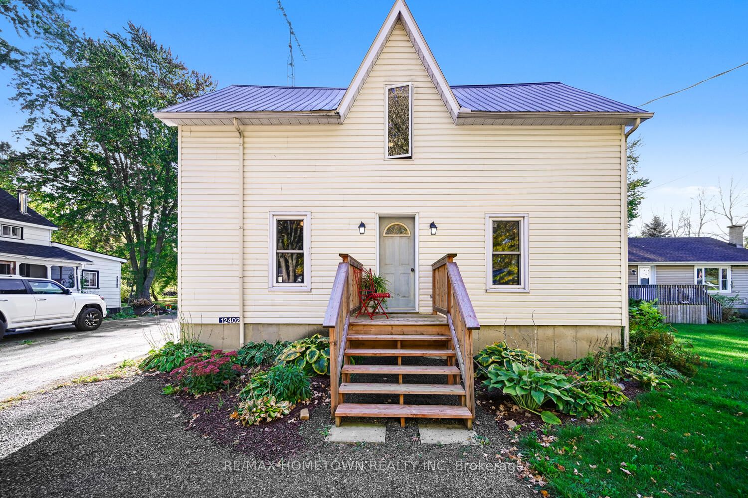 12402 County Road 18 Road, South Dundas, ON K0C 2H0