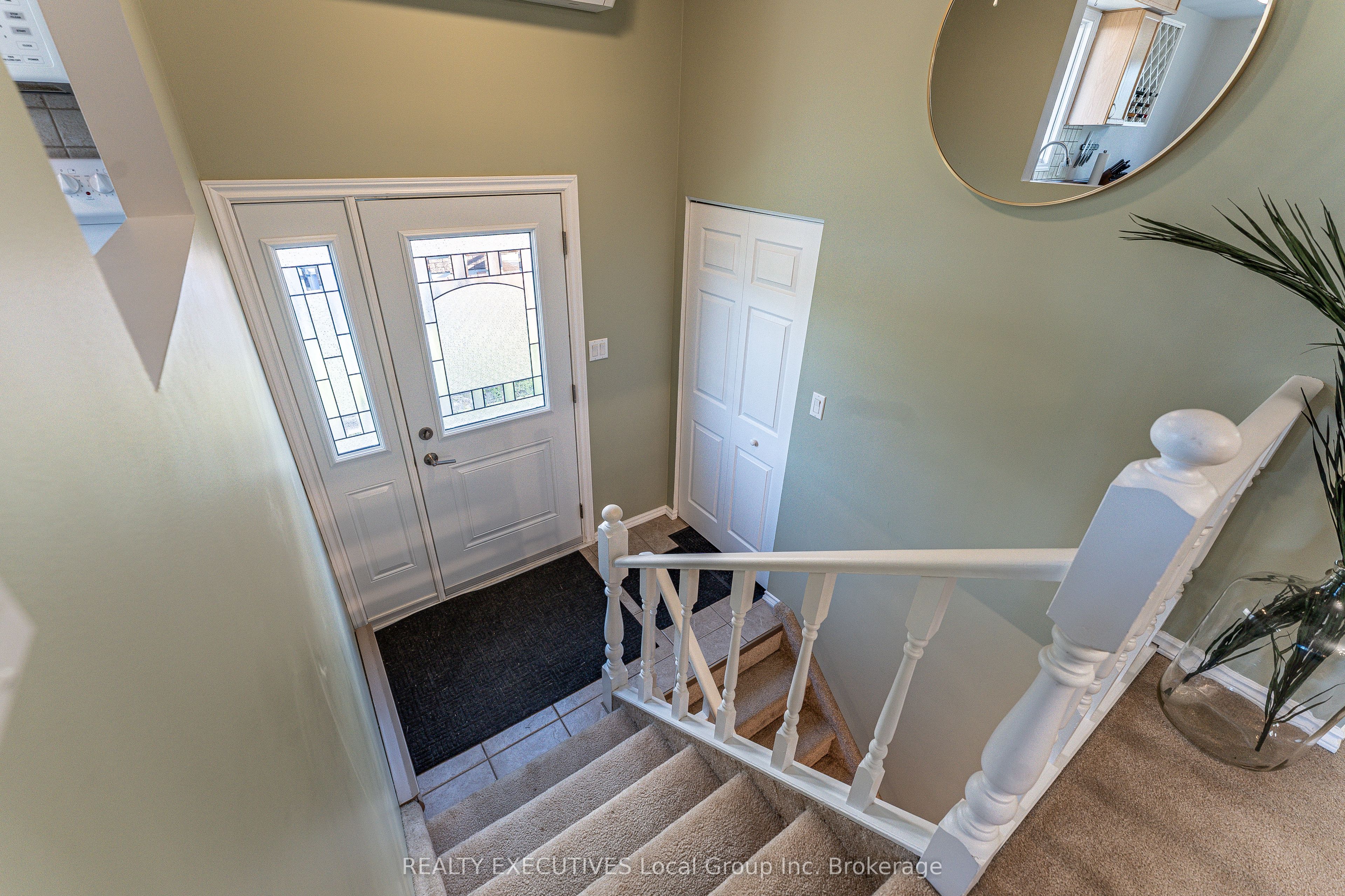 60 Greenhill Avenue, North Bay, ON P1C 1H8 photo 5