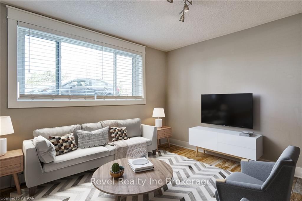 226 CLARKE Street N 4, Woodstock, ON N4S 7M7 photo 3