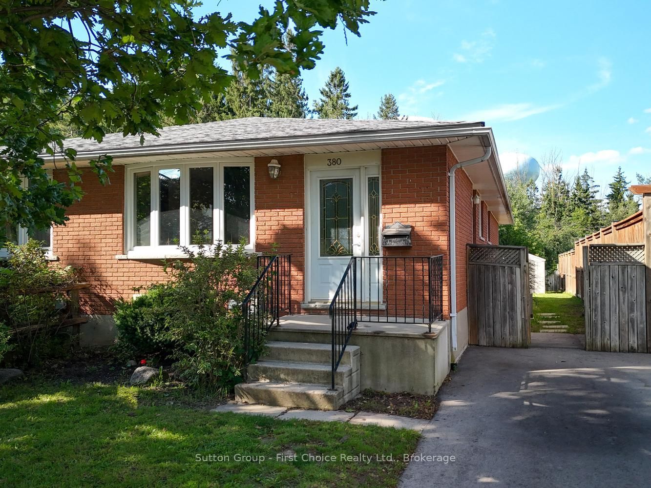 380 Maple Avenue, Stratford, ON N5A 1V9