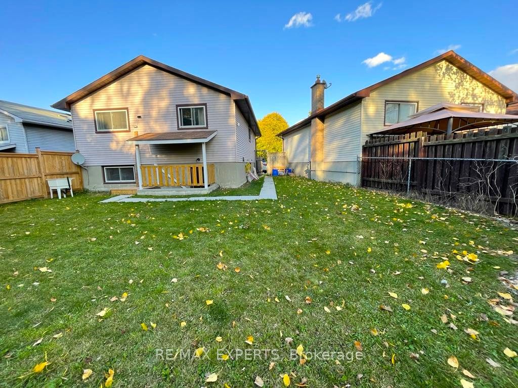 46 Caprice Crescent, London East, ON N5V 3M2 photo 2