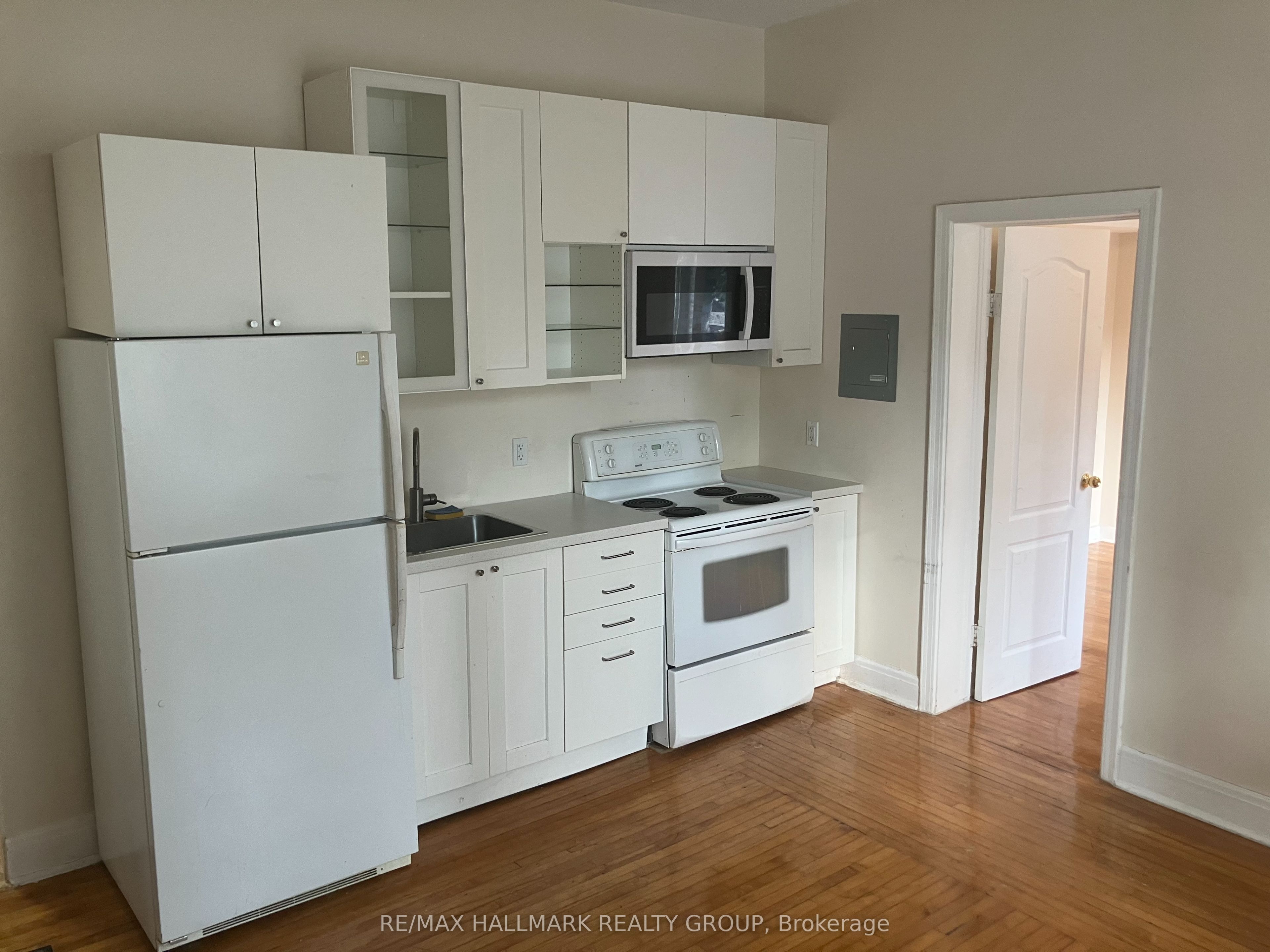 257 Bronson Avenue 1, Ottawa Centre, ON K1R 6H6 photo 2