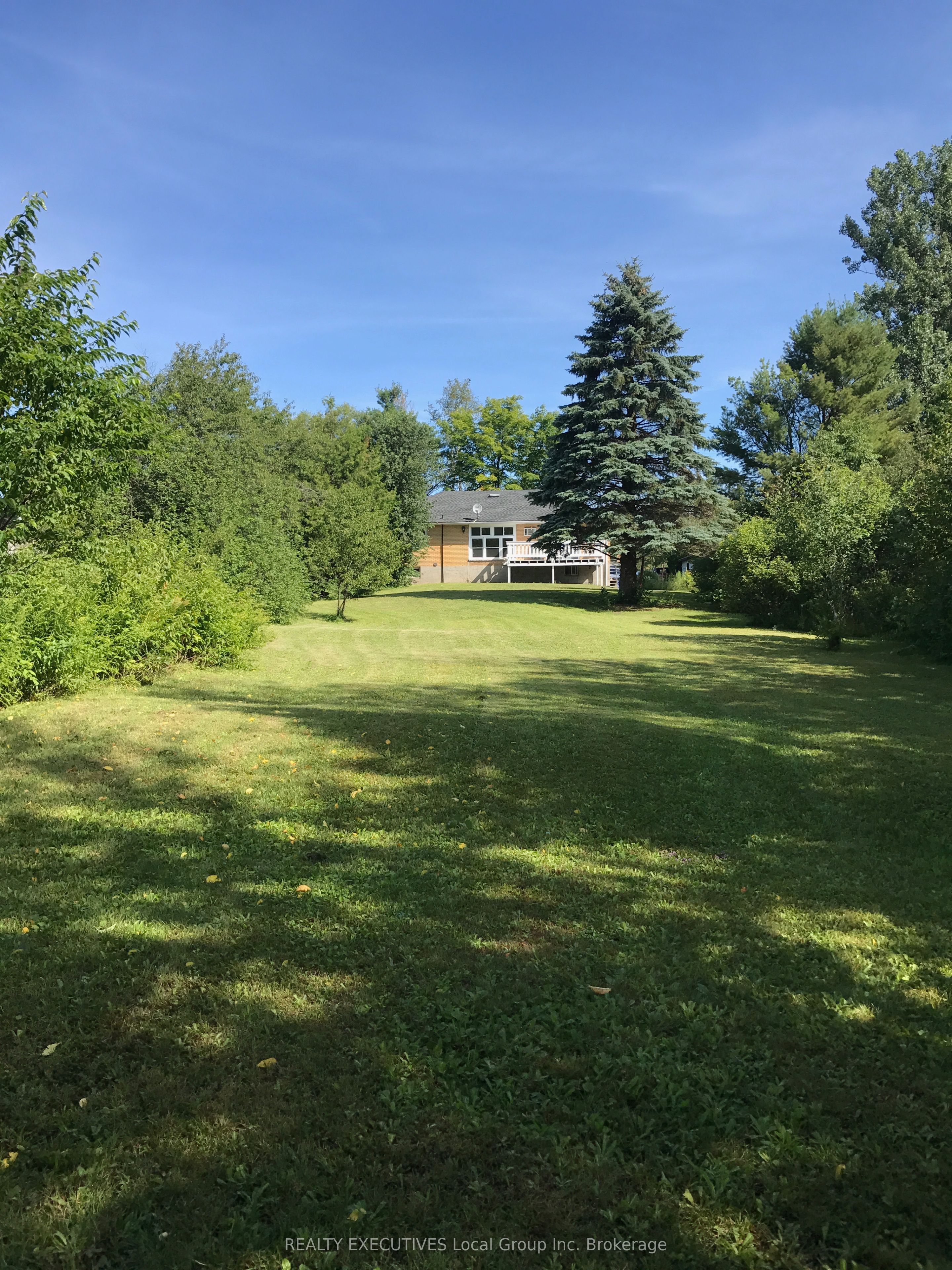 251 Cedar Heights Road W, North Bay, ON P1B 8G3 photo 4