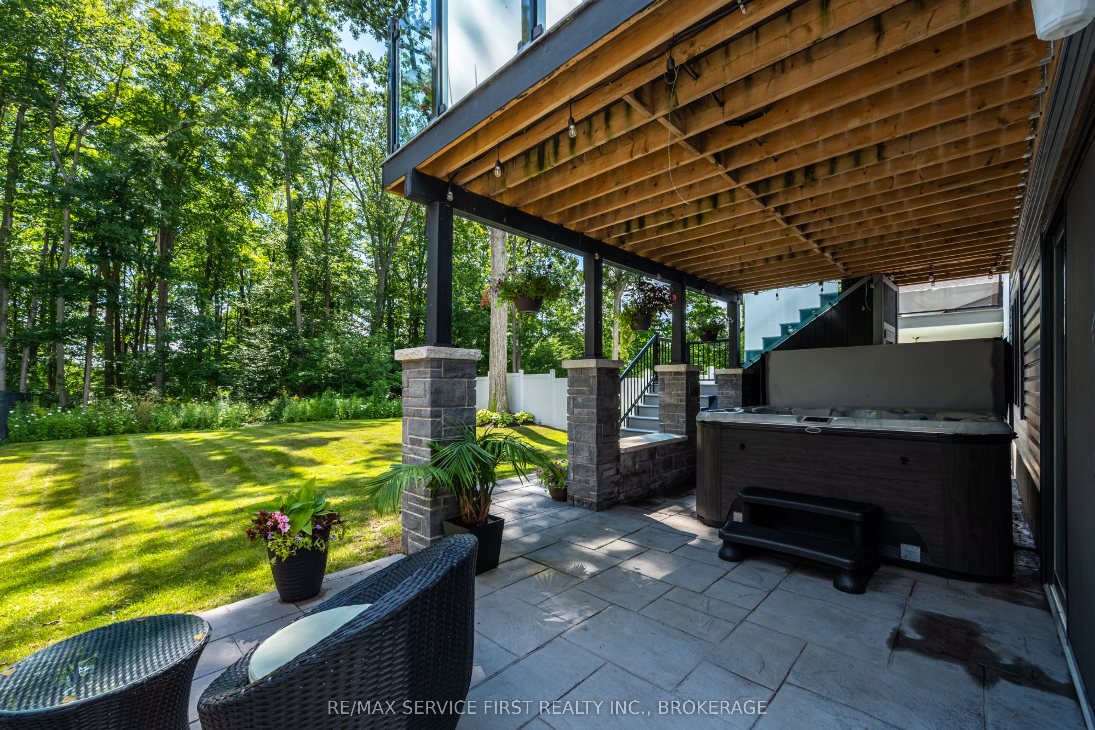 1361 Ottawa Street, Kingston, ON K7P 2V6 photo 4