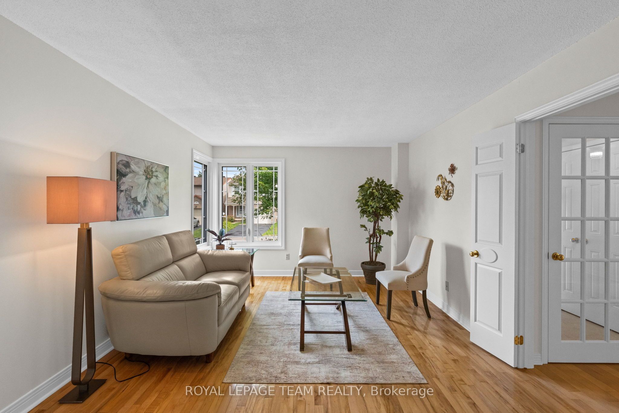 59 Naismith Crescent, Kanata, ON K2L 2K7 photo 3