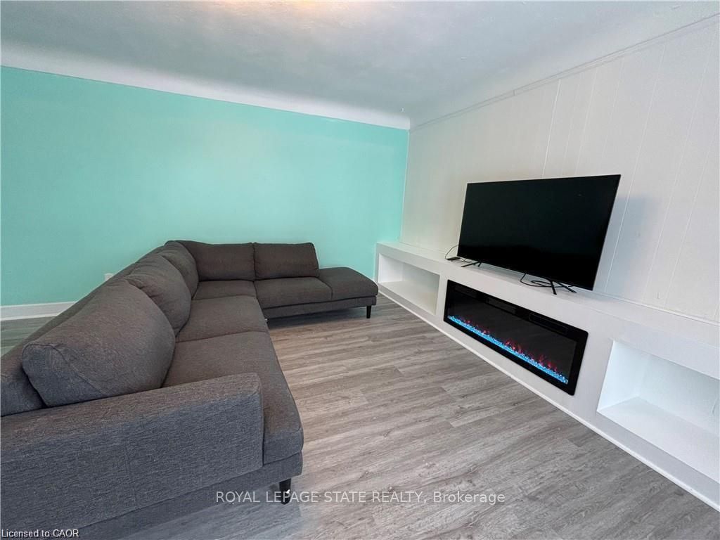 118 Jacobson Avenue Upper, St. Catharines, ON L2T 3A5 photo 3