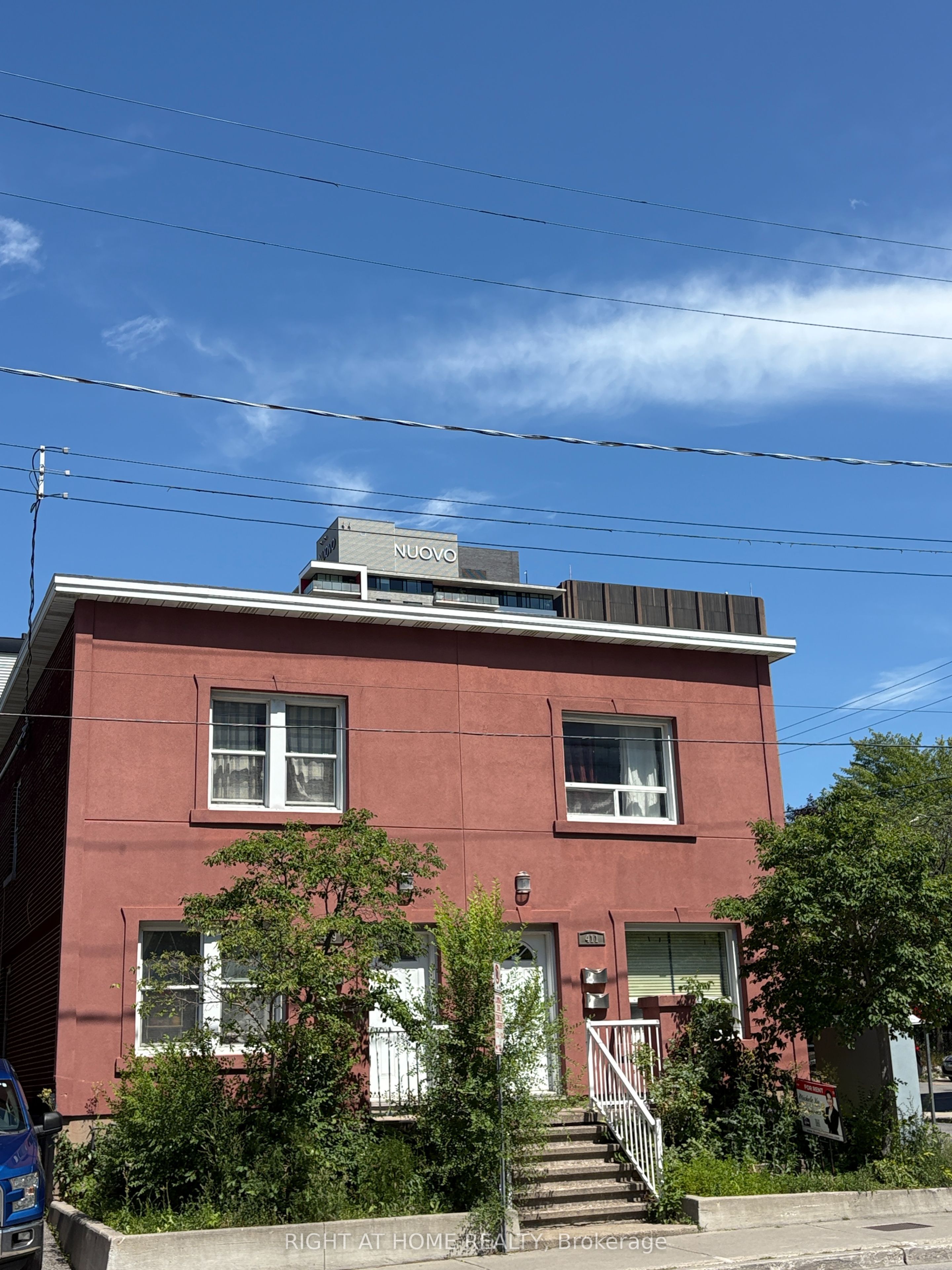 409 Preston Street a, Dows Lake - Civic Hospital and Area, ON K1S 4N1