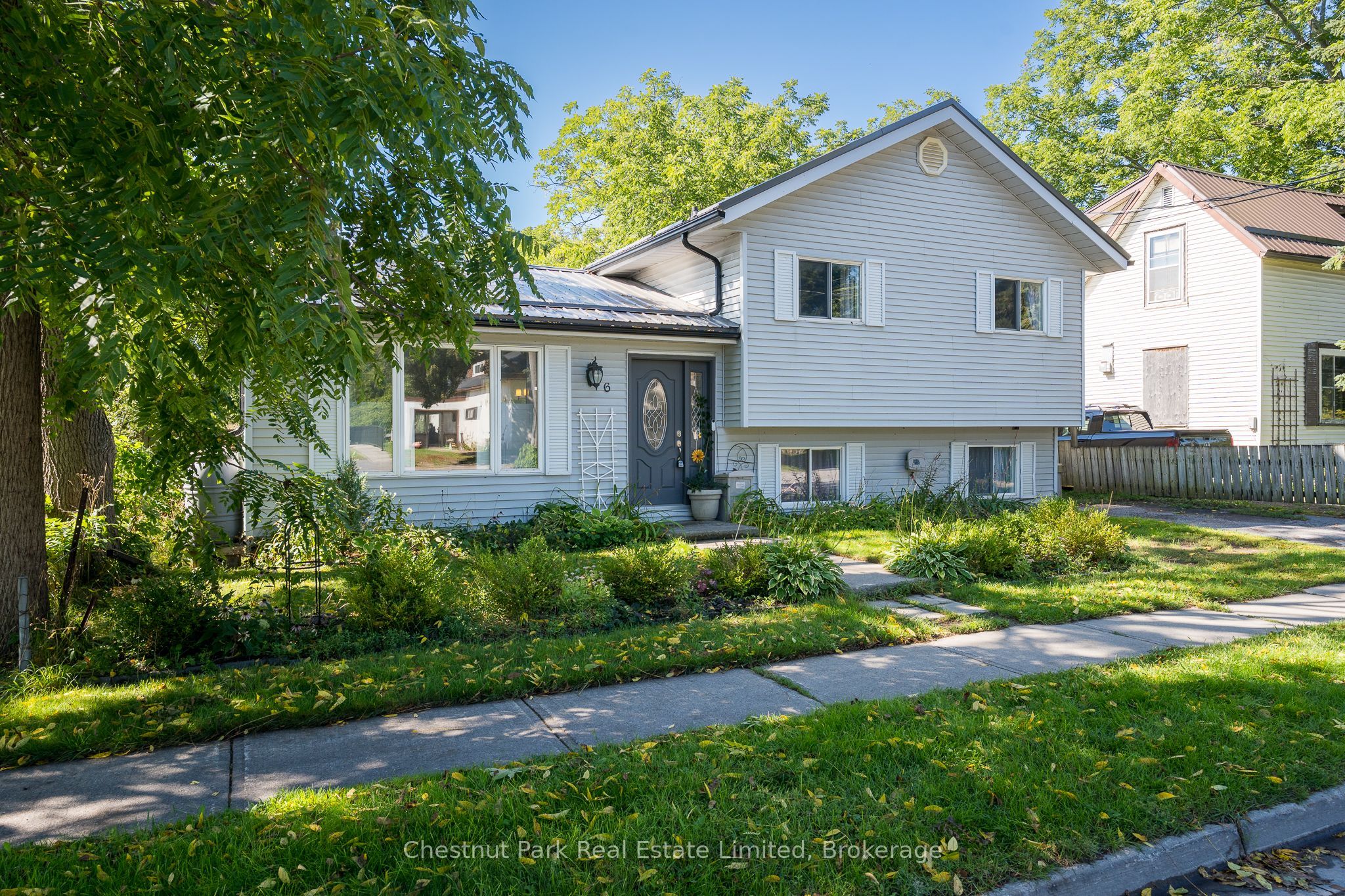 6 Spencer Street, Prince Edward County, ON K0K 2T0 photo 2