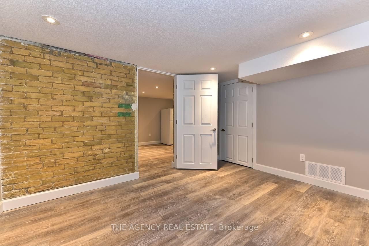 870 Queens Avenue, London East, ON N5W 3H6 photo 2