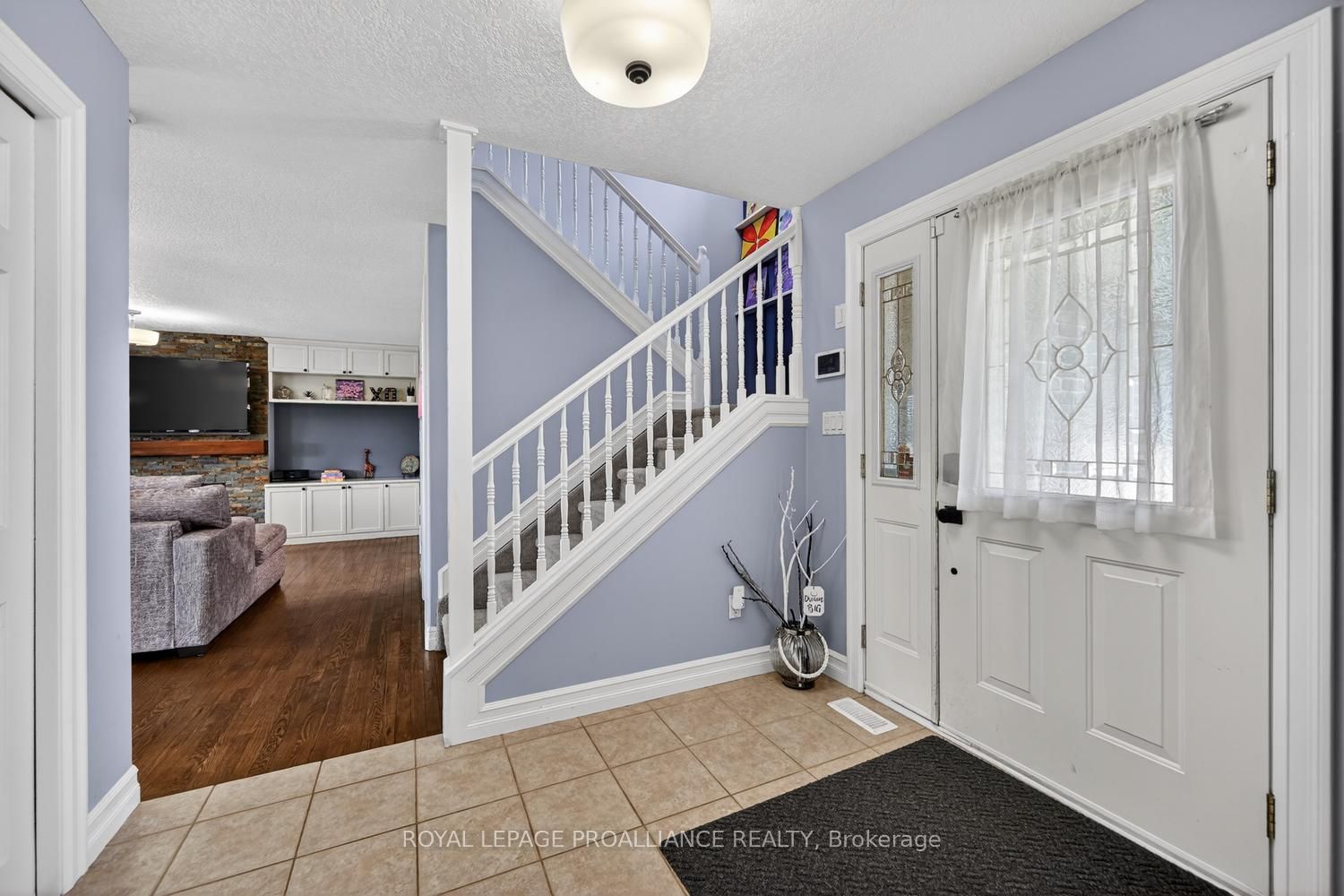 1014 Crestwood Drive, Brockville, ON K6V 7N1 photo 4