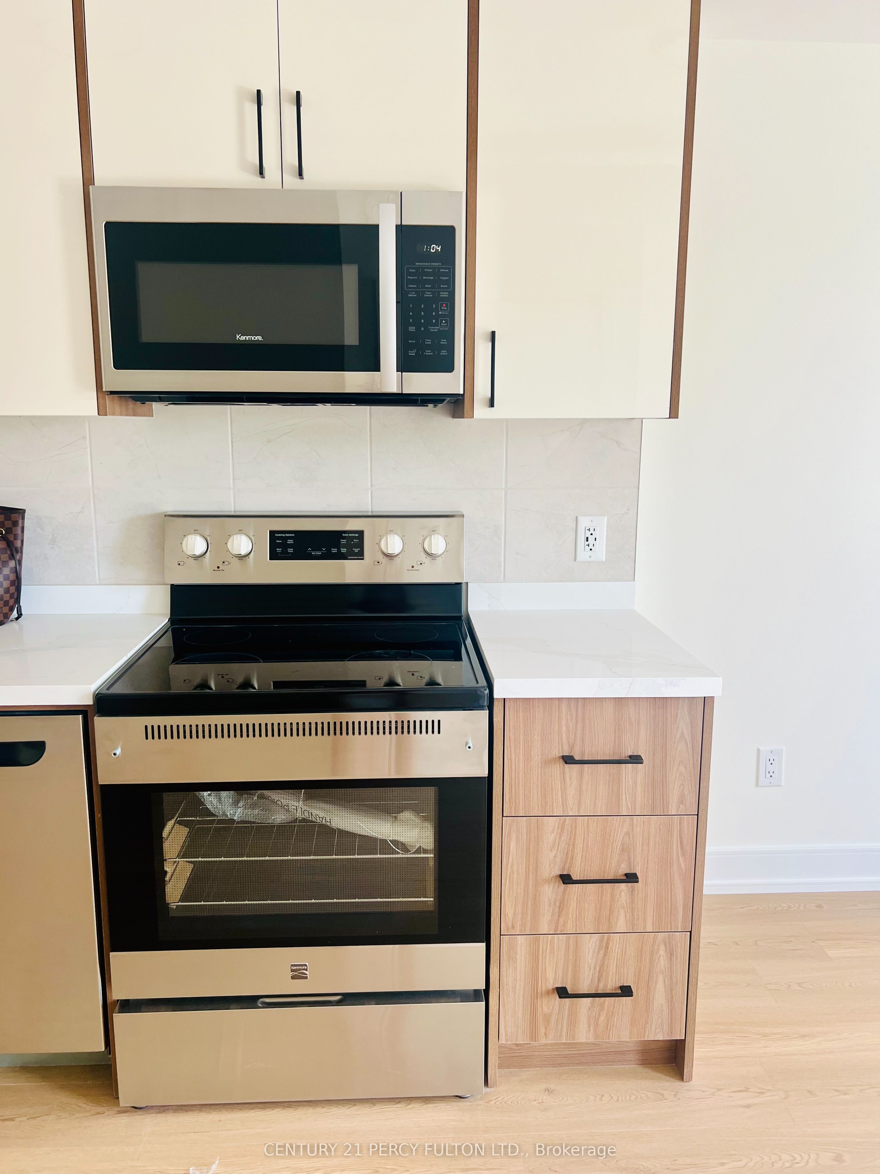 854 Doon Village Road W 17, Kitchener, ON N2P 1A3 photo 5