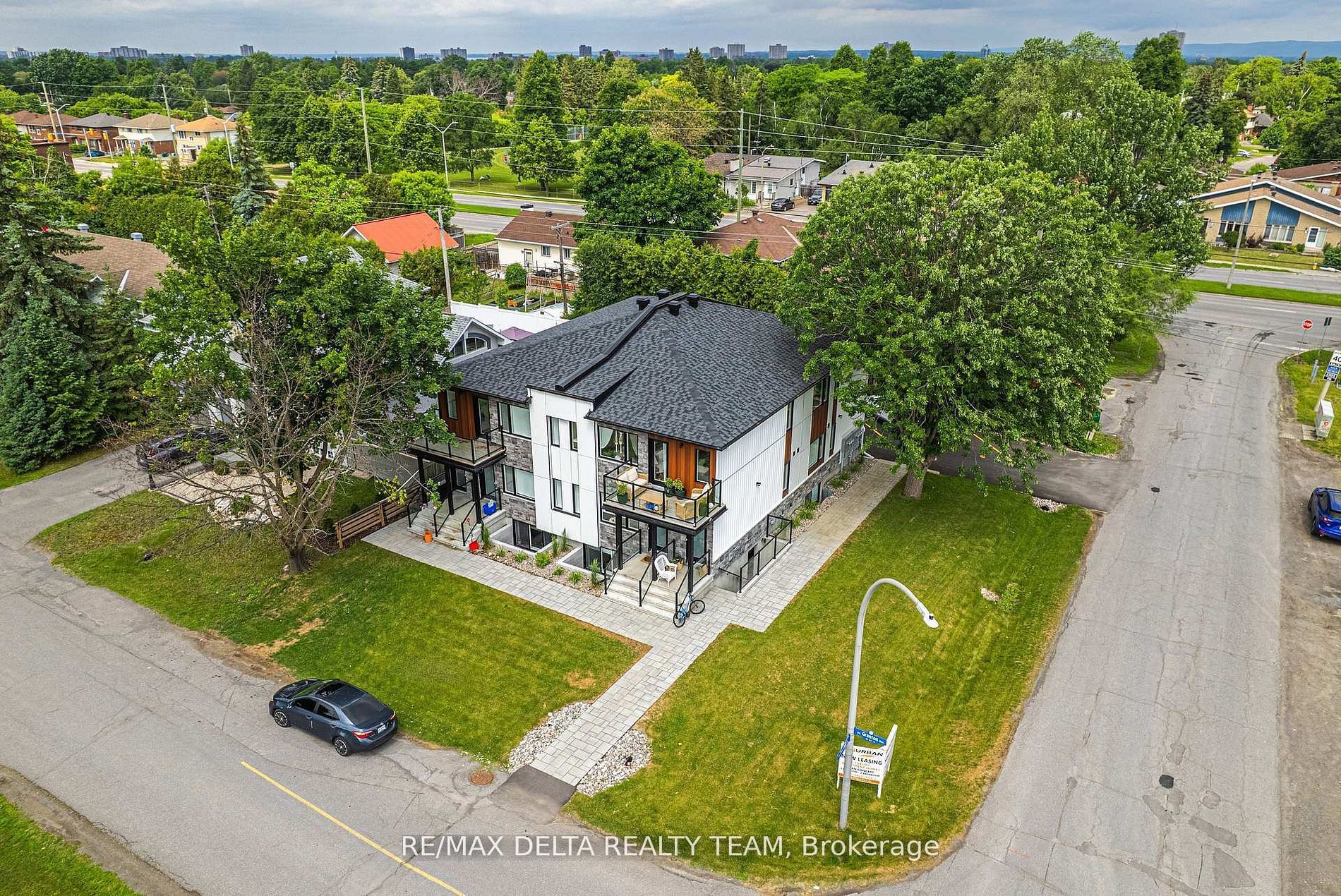 77A Granton Avenue 3, Meadowlands - Crestview and Area, ON K2G 1L2 photo 3