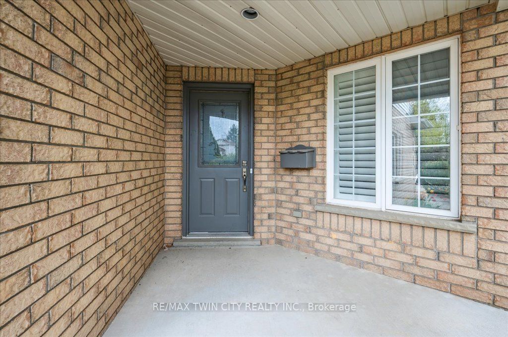 537 Havendale Place, Waterloo, ON N2L 0G2 photo 5