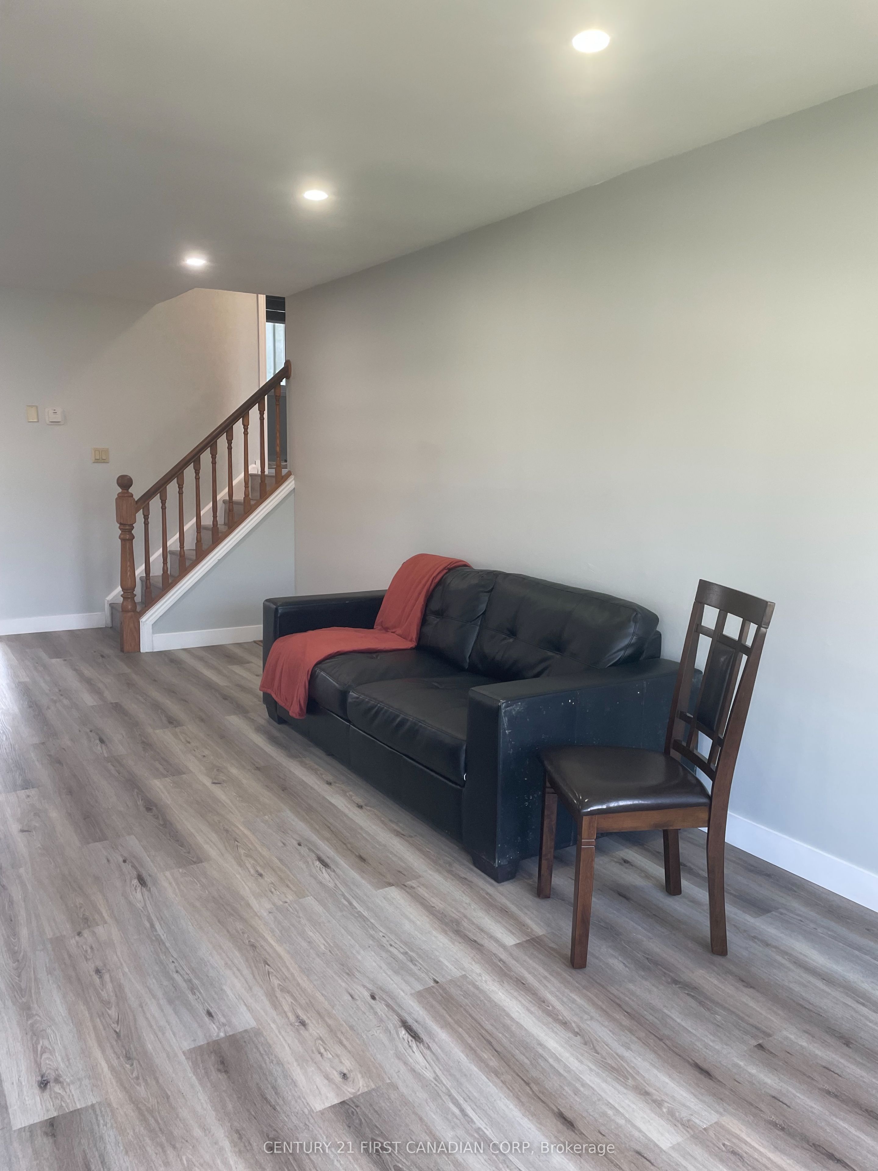 1044 Cree Avenue, Woodstock, ON N4T 1A2 photo 3