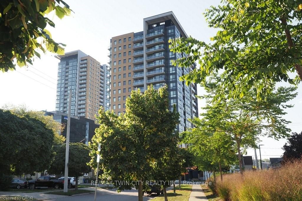 100 Garment Street 910, Waterloo, ON N2G 0C3 photo 2