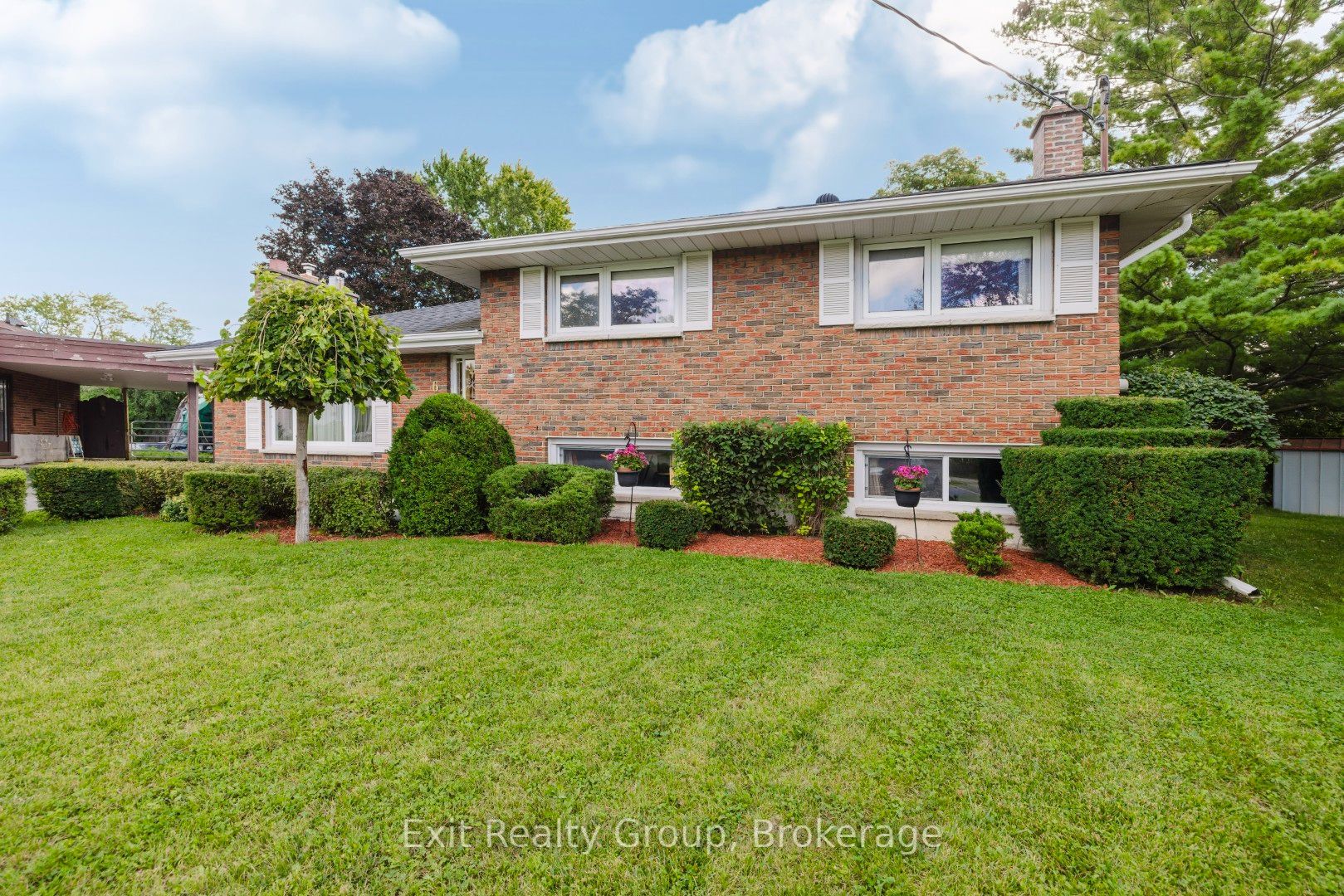 6 Ernest Court, Belleville, ON K8P 4H7 photo 3