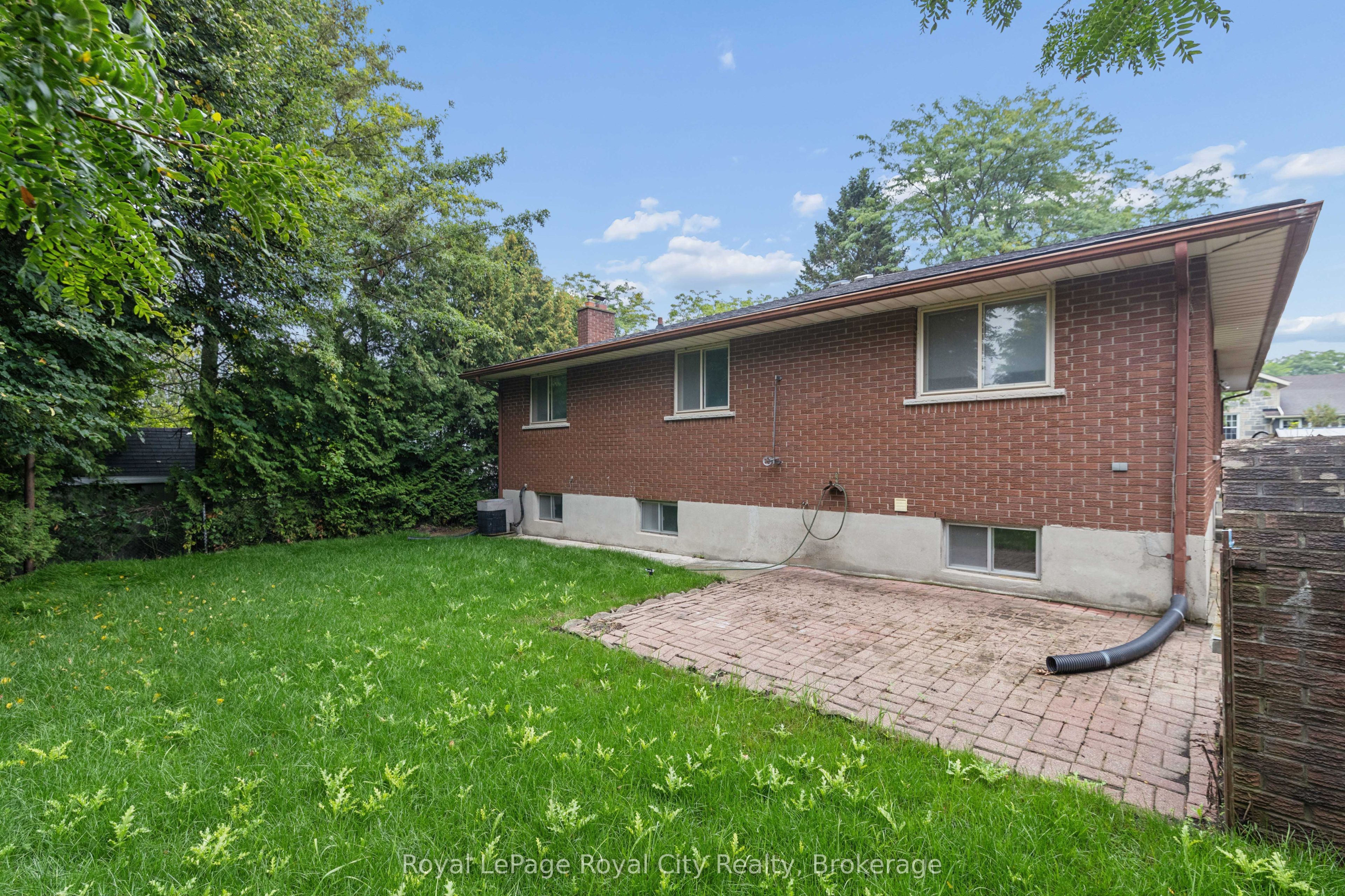 25 Kron Drive, Guelph, ON N1G 3B4 photo 3