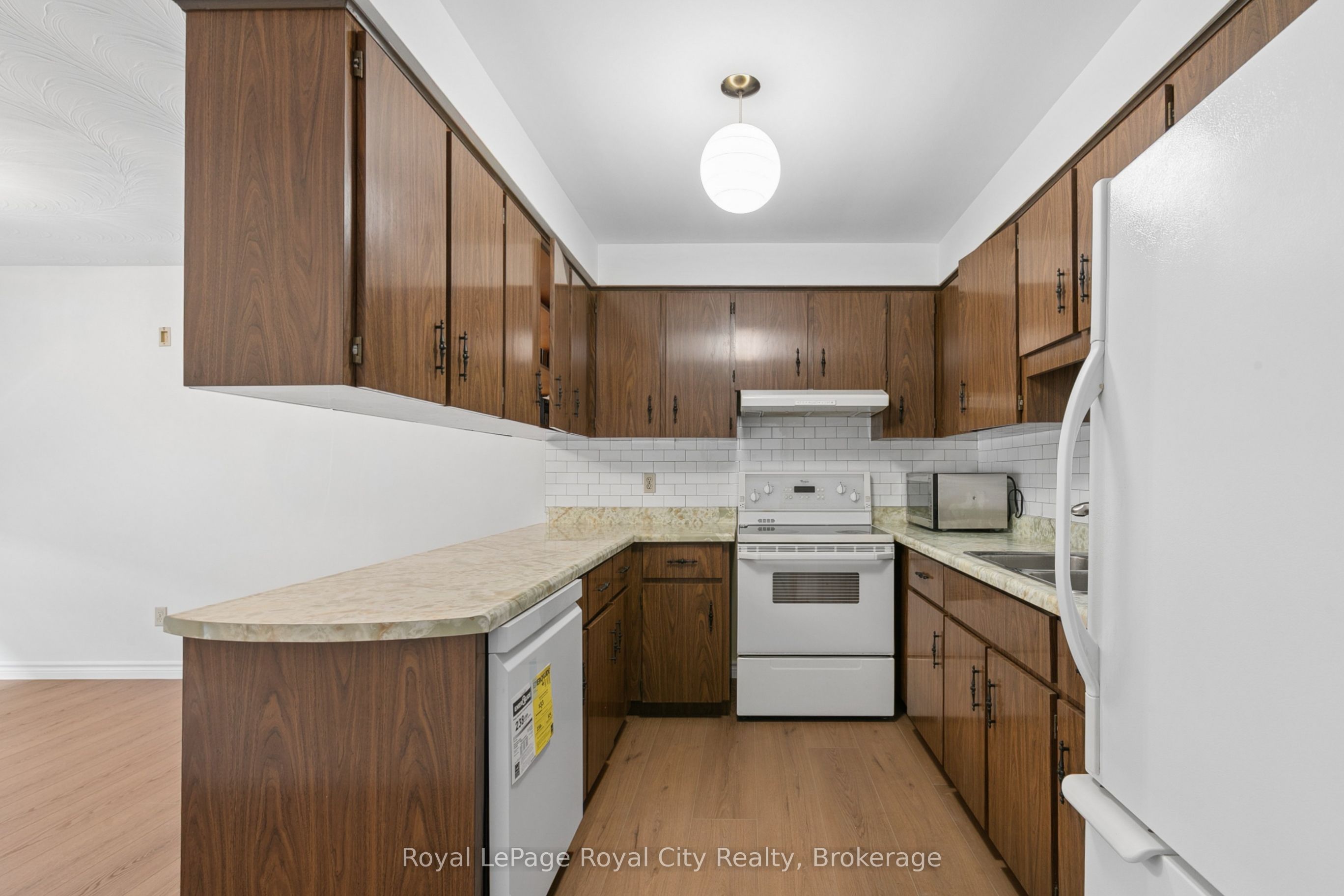 25 Kron Drive, Guelph, ON N1G 3B4 photo 5