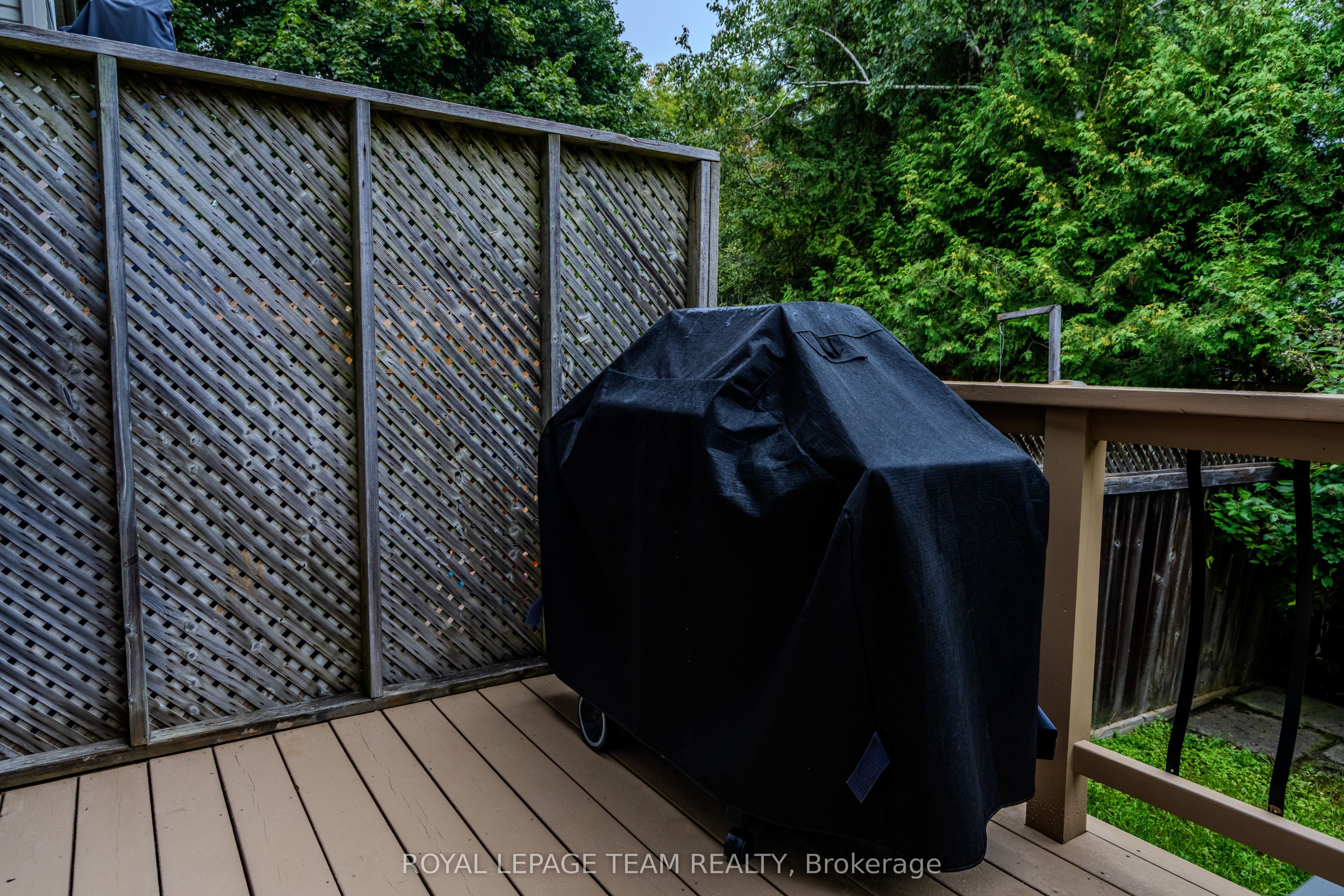 49 Harrington Court, Kanata, ON K2K 2S6 photo 4