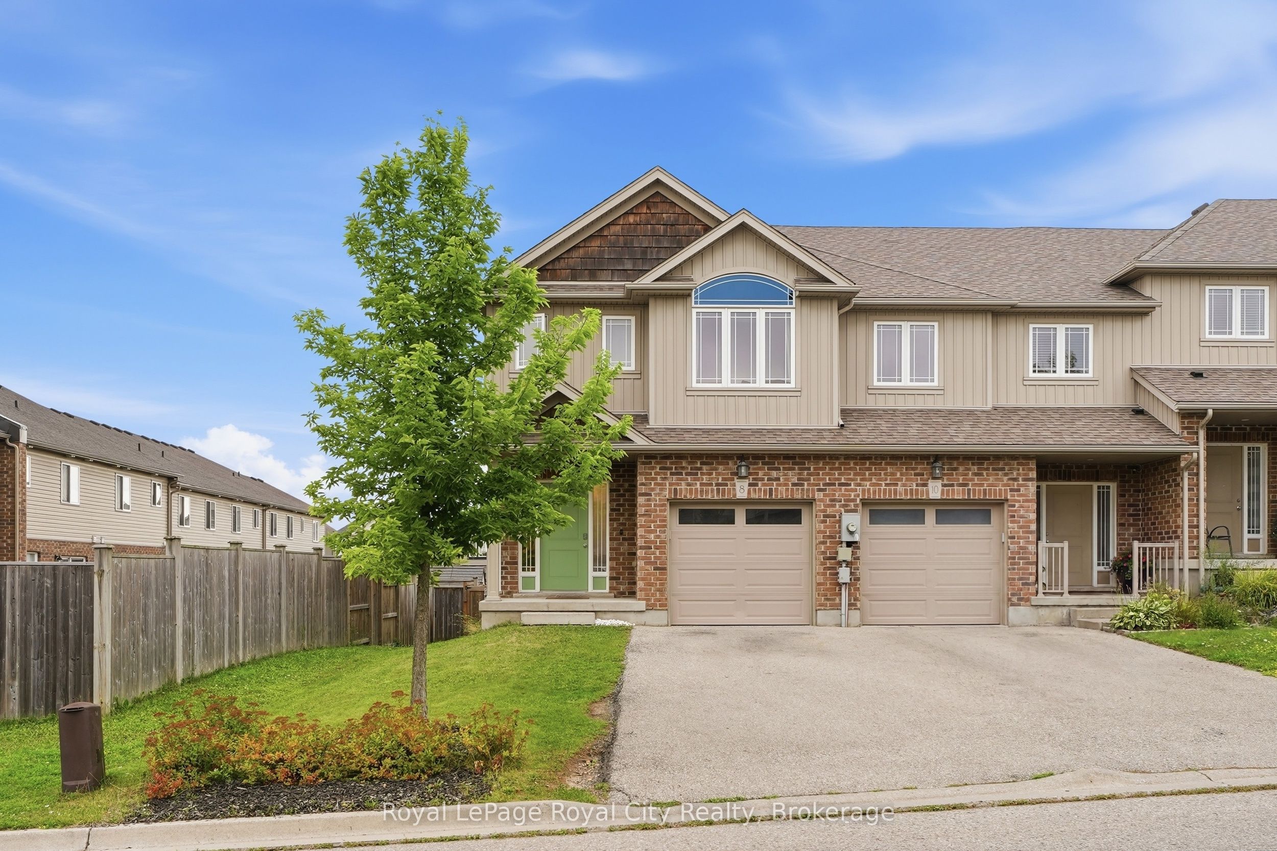 8 Jeffrey Drive, Guelph, ON N1E 0L6