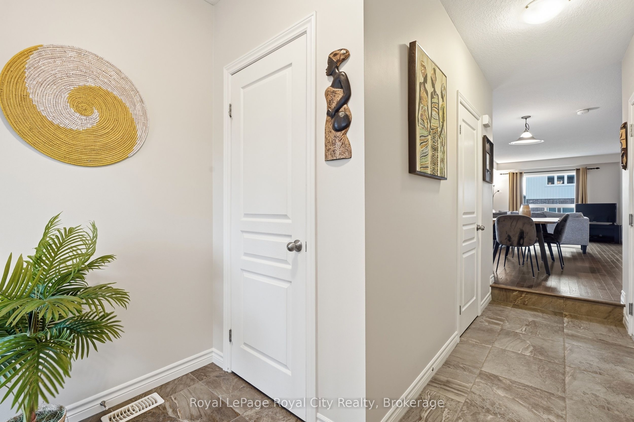8 Jeffrey Drive, Guelph, ON N1E 0L6 photo 5