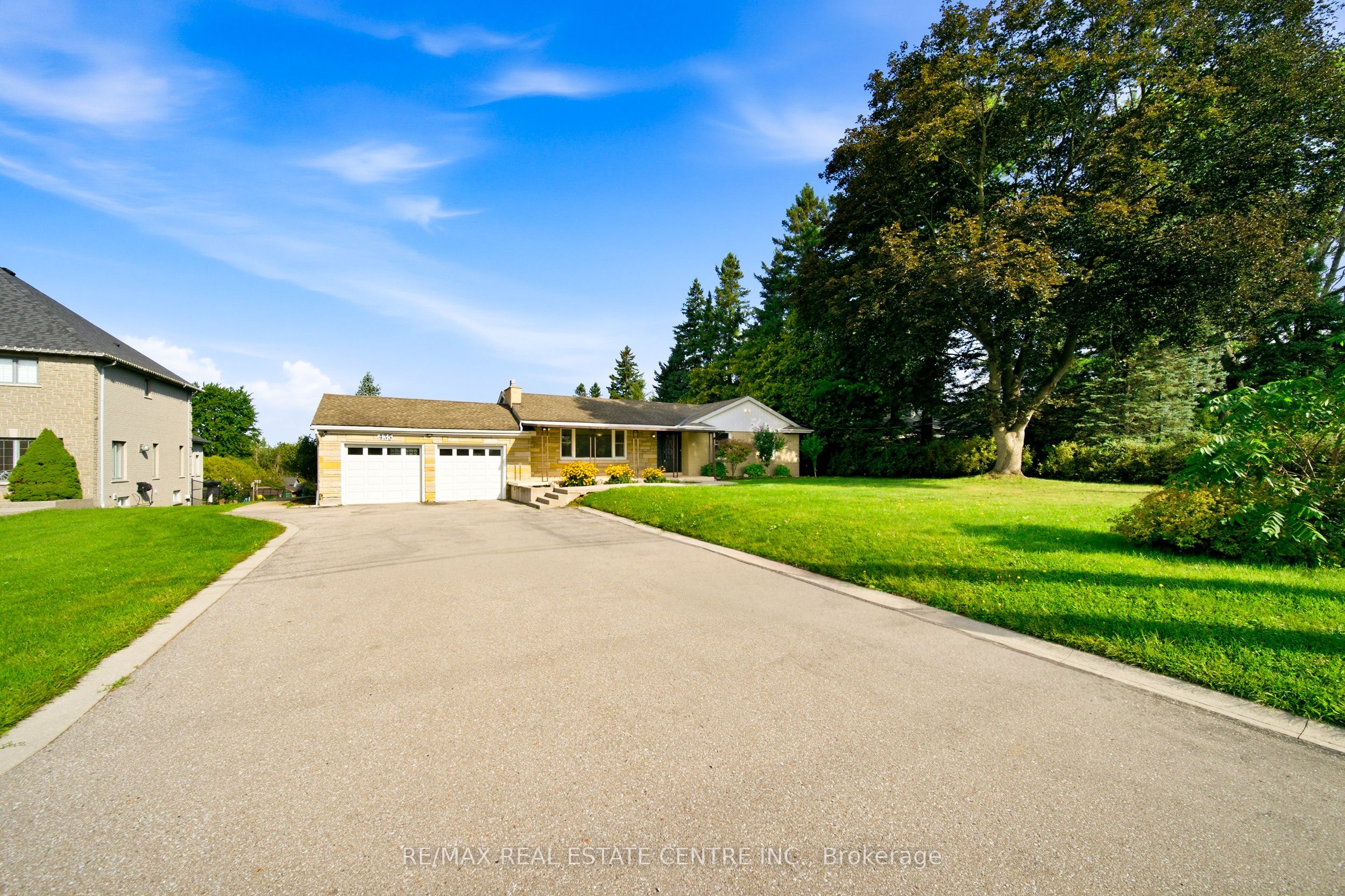 435 Parkside Drive, Hamilton, ON L8B 0Y6 photo 3
