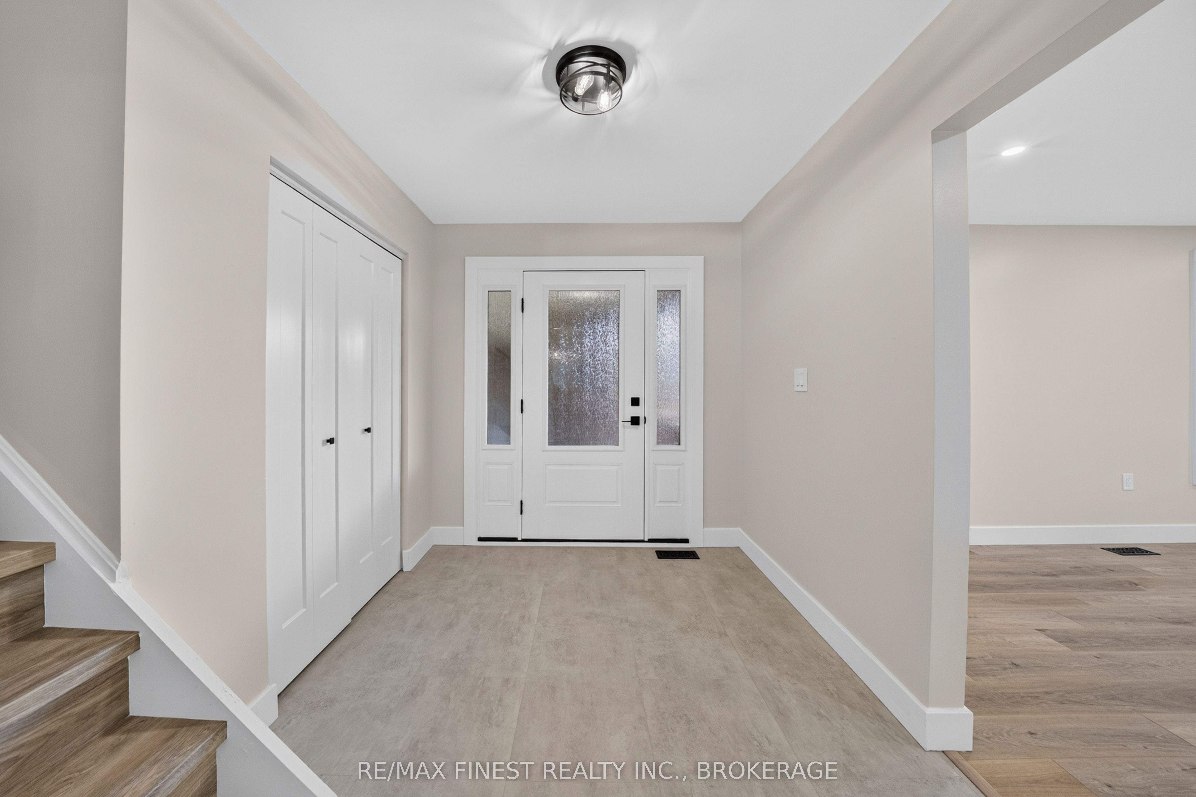 530 Roosevelt Drive, Kingston, ON K7M 4B1 photo 5
