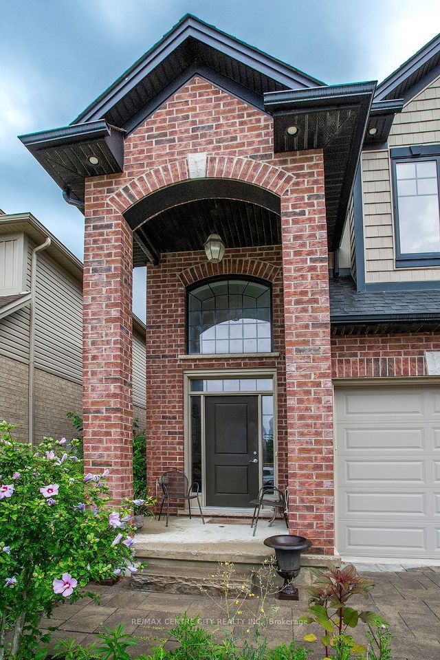 1586 Noah Bend, London North, ON N6G 0T2 photo 3