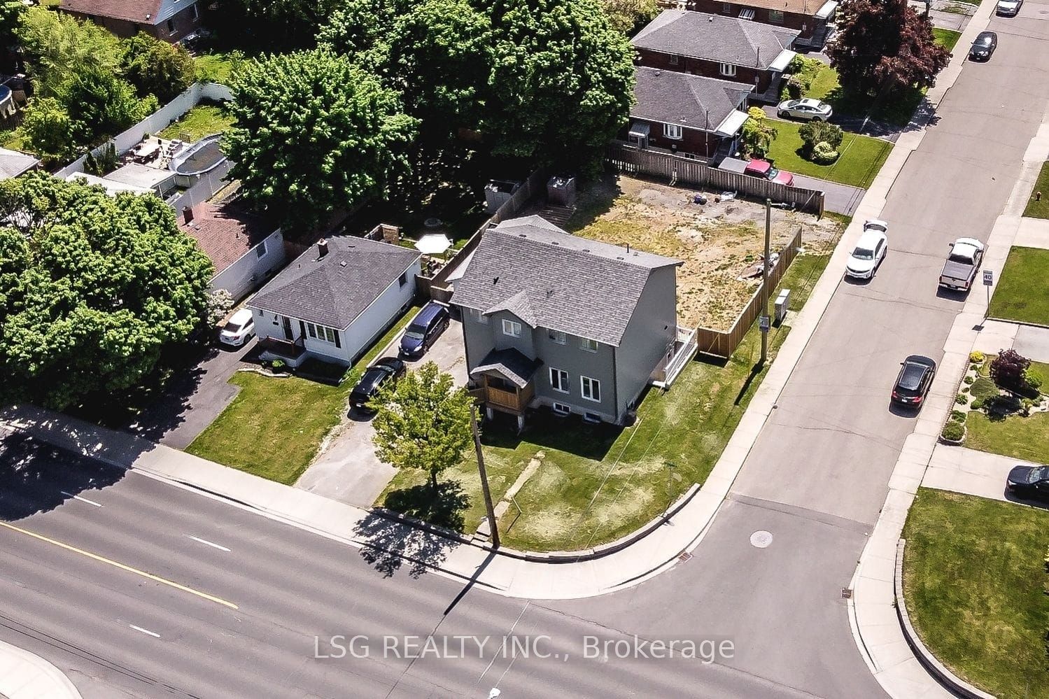412 Fennell Avenue E Basement, Hamilton, ON L9A 1T9