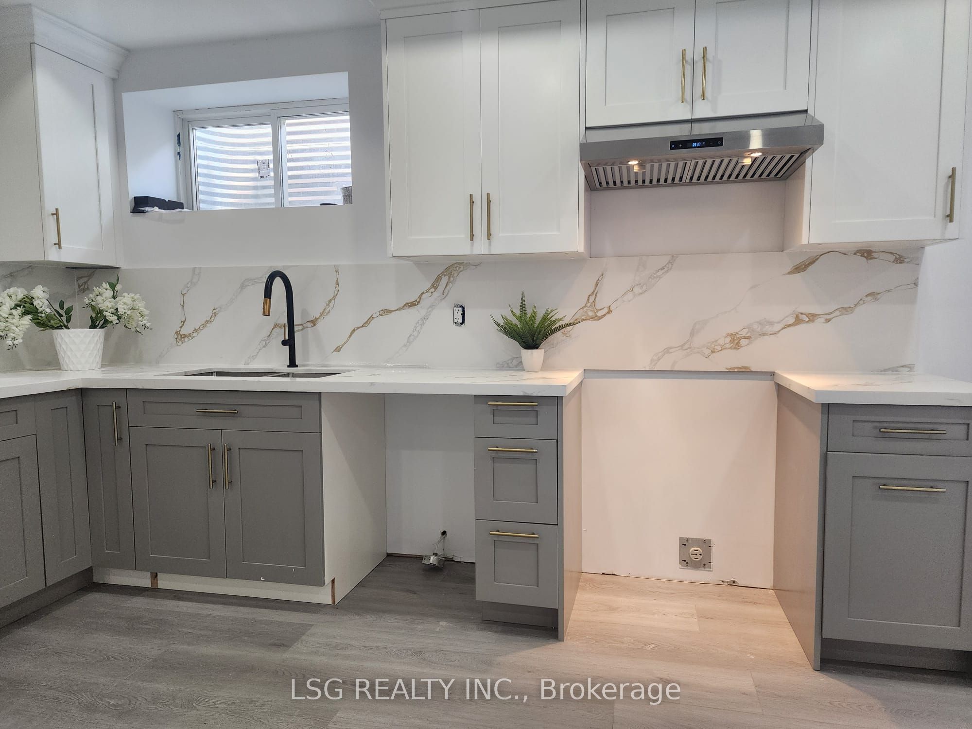 412 Fennell Avenue E Basement, Hamilton, ON L9A 1T9 photo 4