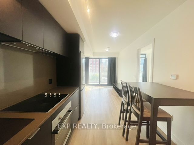 1 Jarvis Street, Hamilton, ON L8R 0A8 photo 2