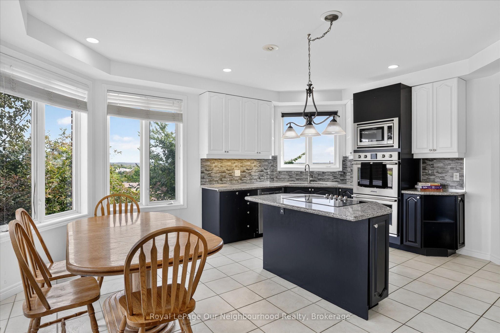 1072 Silverdale Road, Peterborough, ON K9J 7W6 photo 5
