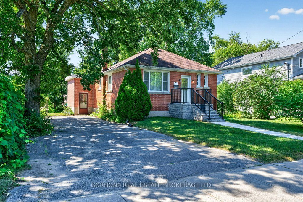 132 Joseph Street, Kingston, ON K7K 2H7 photo 4