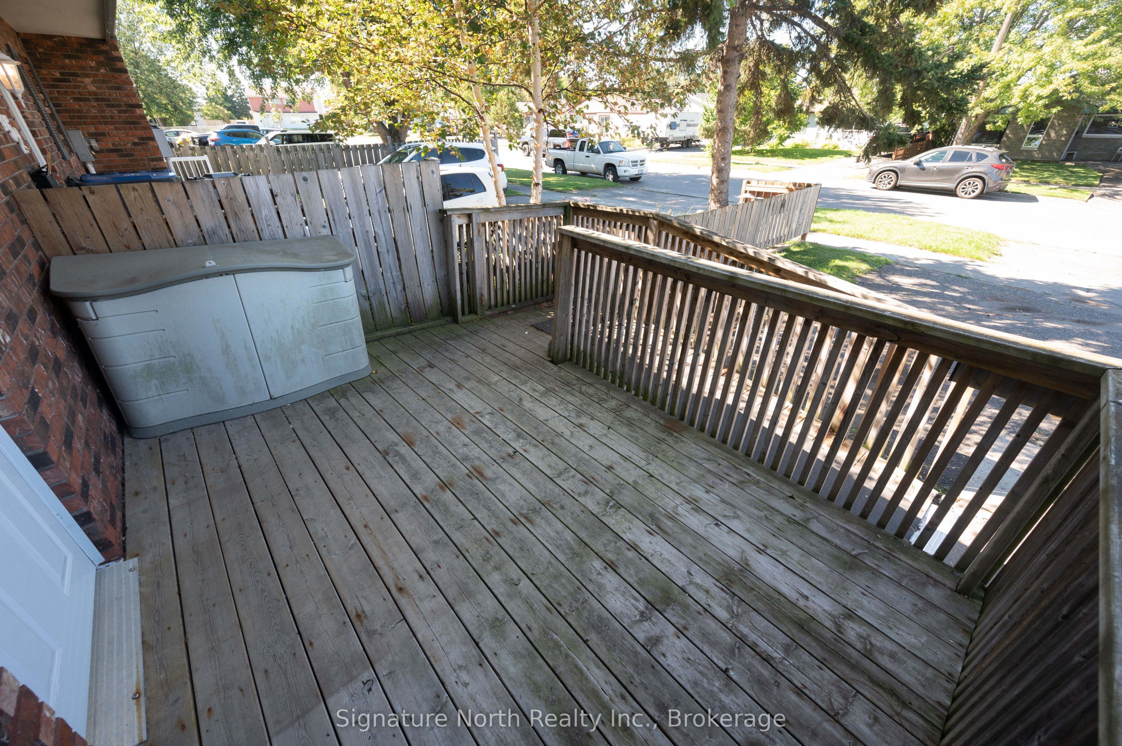454 Wentworth Crescent, Thunder Bay, ON P7A 7S8 photo 2
