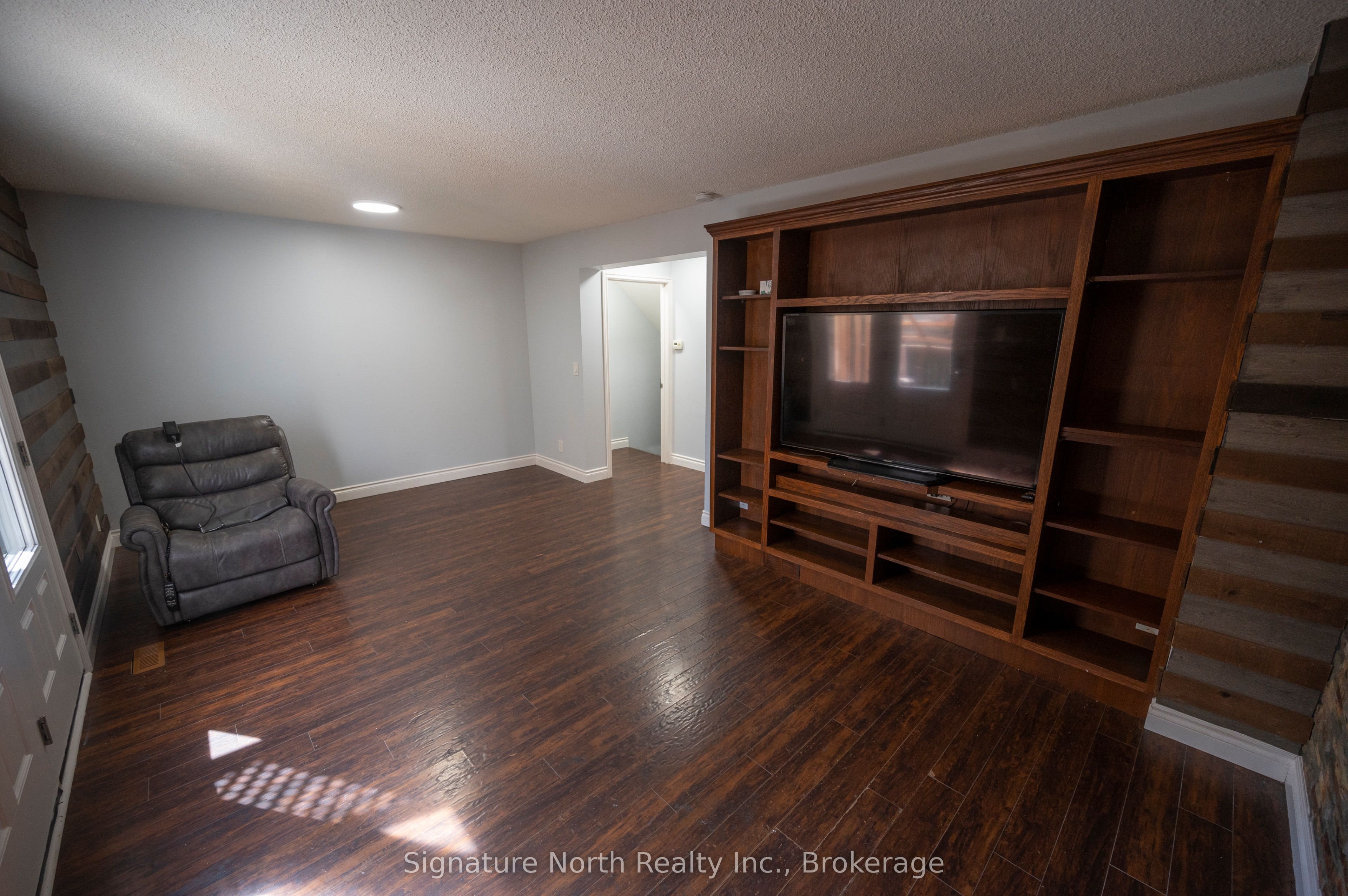 454 Wentworth Crescent, Thunder Bay, ON P7A 7S8 photo 4