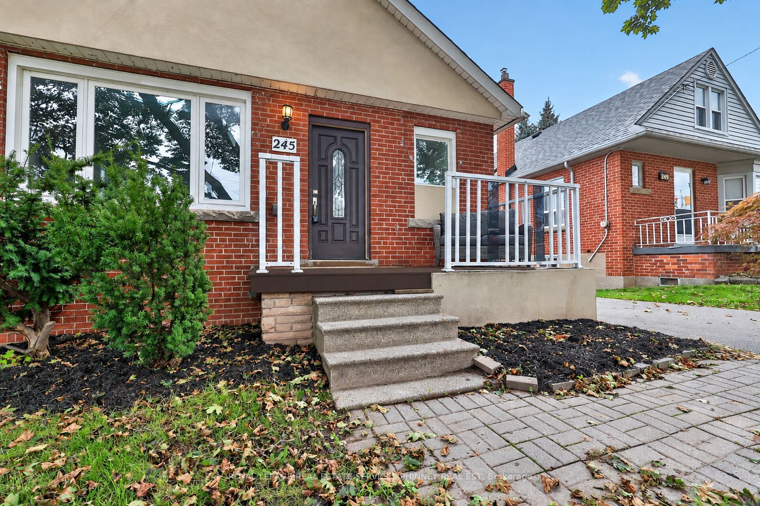 245 Glenholme Avenue, Hamilton, ON L8K 3L9 photo 2