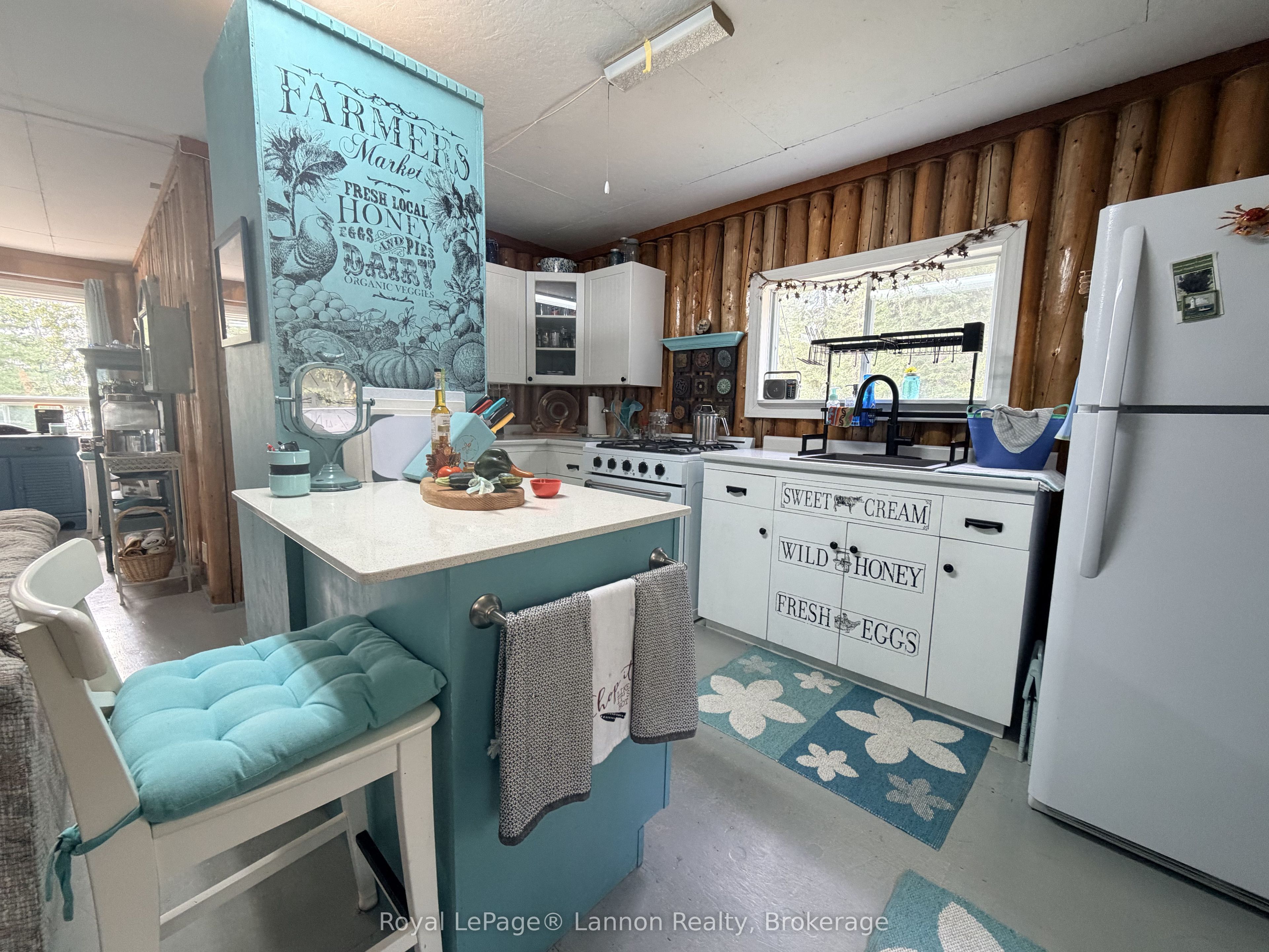 238 Eagle Nest Road, Greenstone, ON P0T 2H0 photo 3