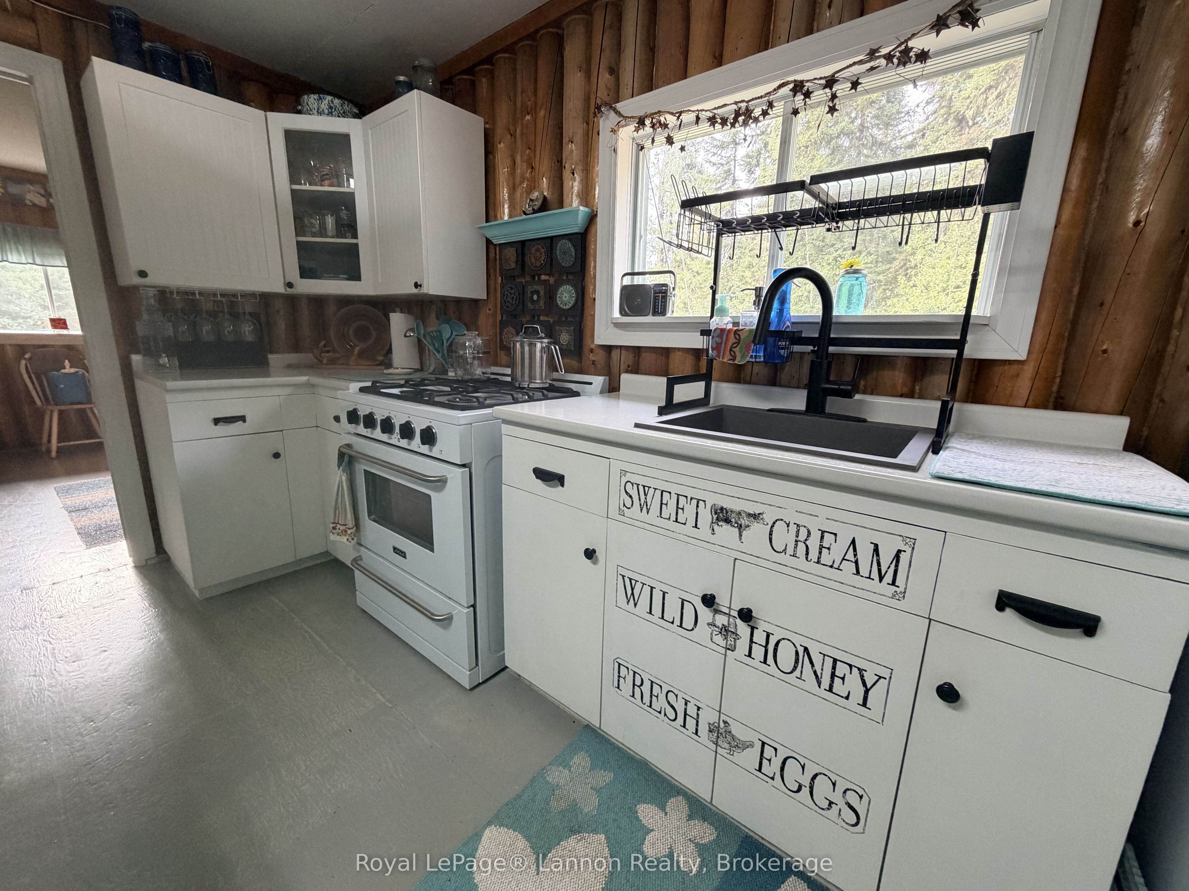 238 Eagle Nest Road, Greenstone, ON P0T 2H0 photo 4