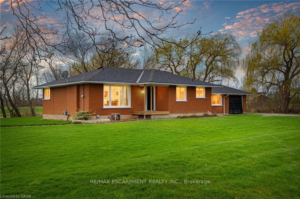 2223 Hall Road, Hamilton, ON L0R 1C0 photo 2