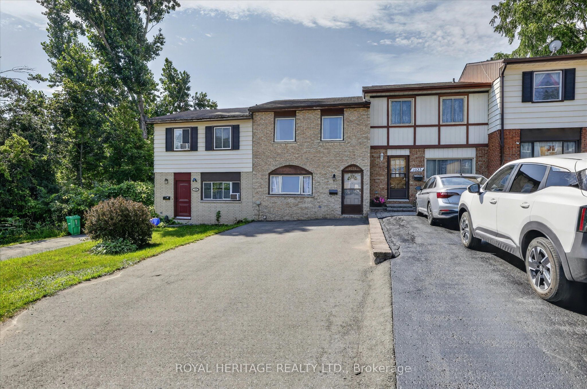 1621 Applewood Crescent, Peterborough, ON K9K 1N3 photo 3