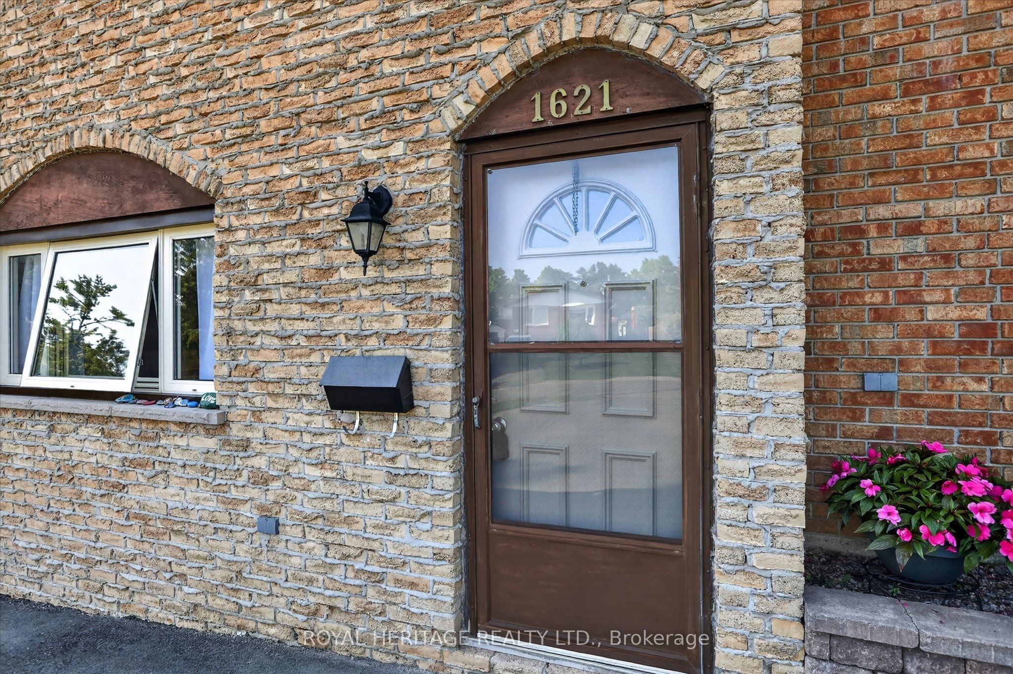 1621 Applewood Crescent, Peterborough, ON K9K 1N3 photo 5