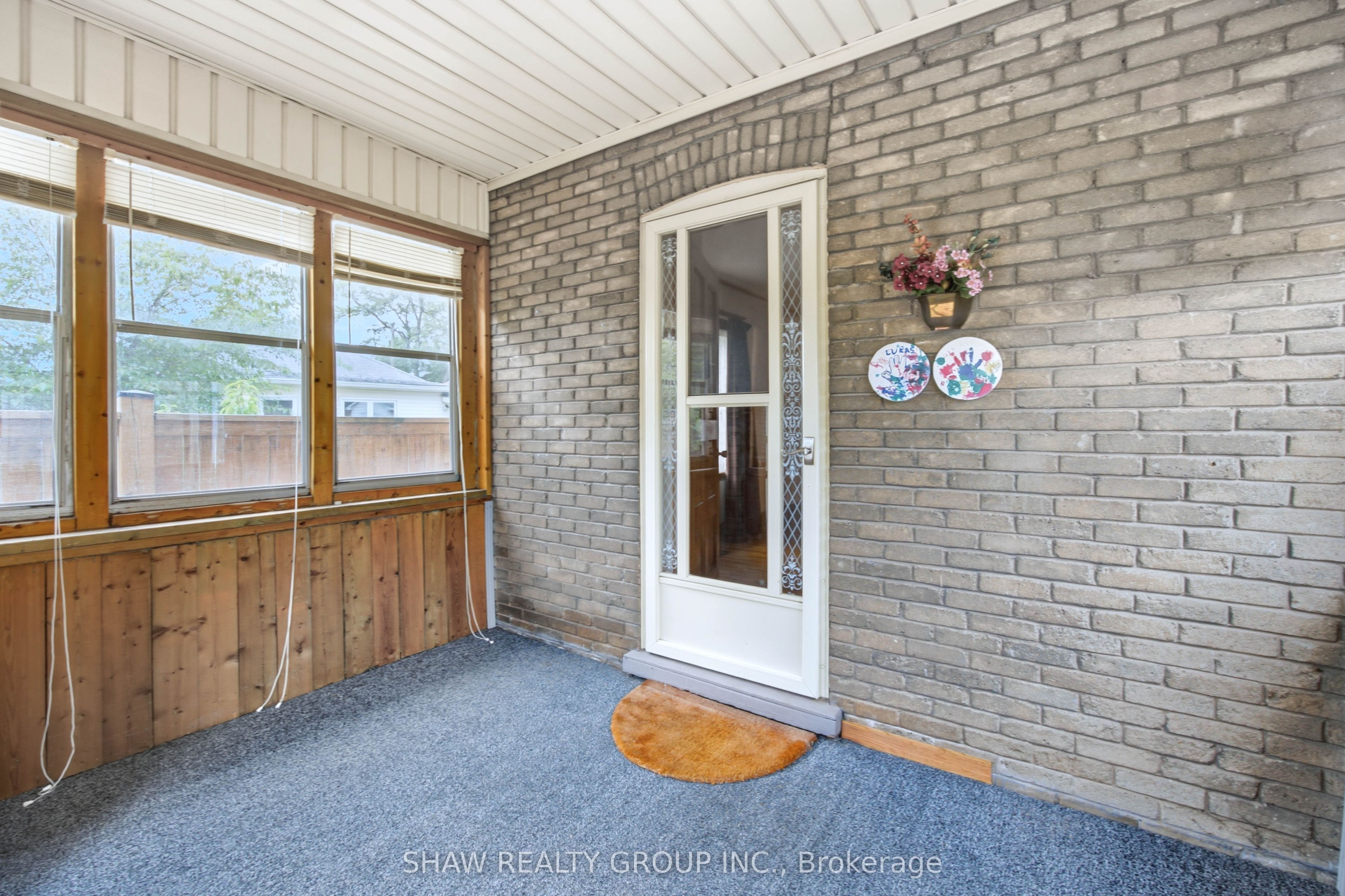 26 Maitland Street, Brantford, ON N3S 6K8 photo 2