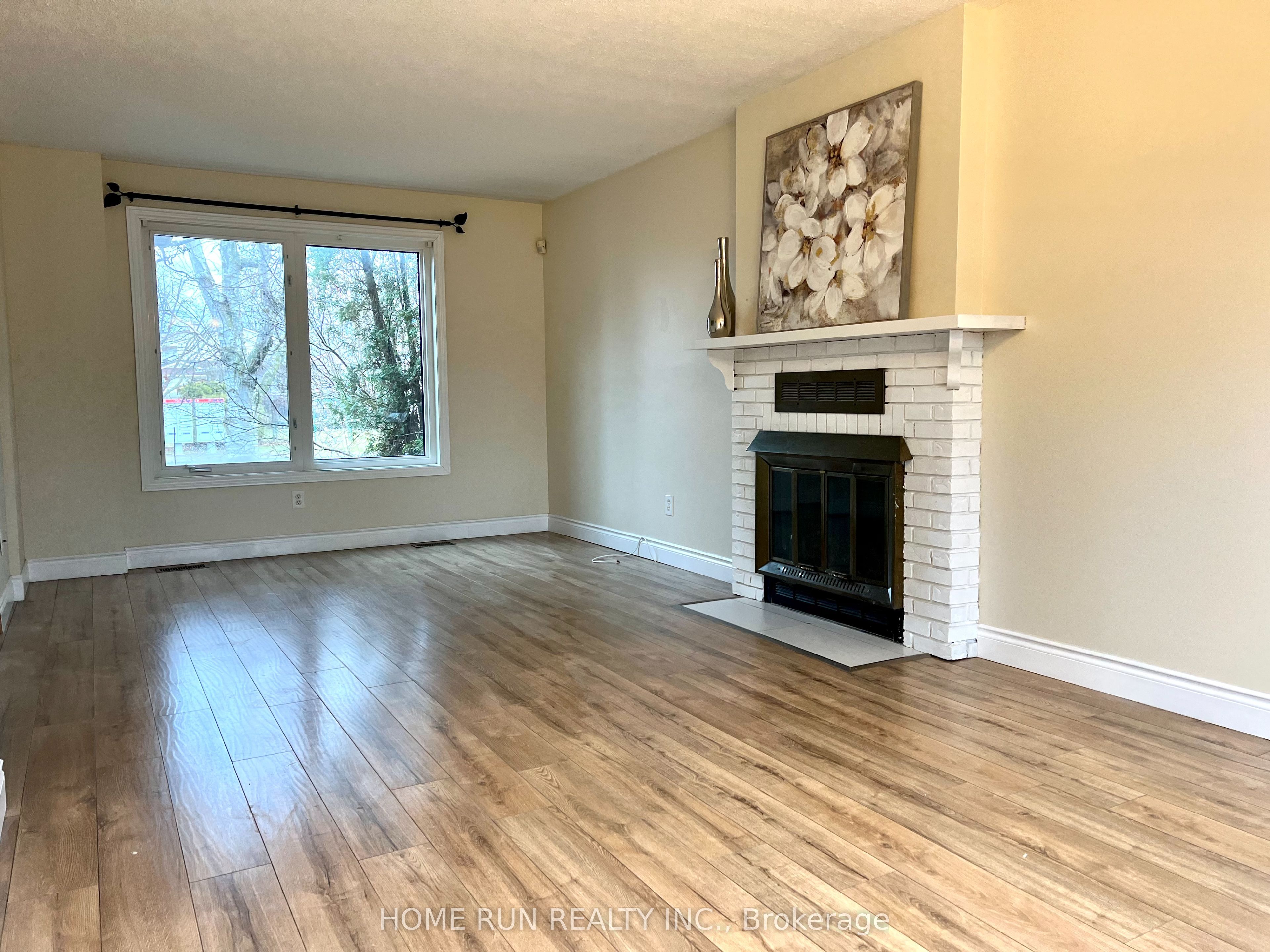 159 Pheasant Run Drive, Barrhaven, ON K2J 2R1 photo 2