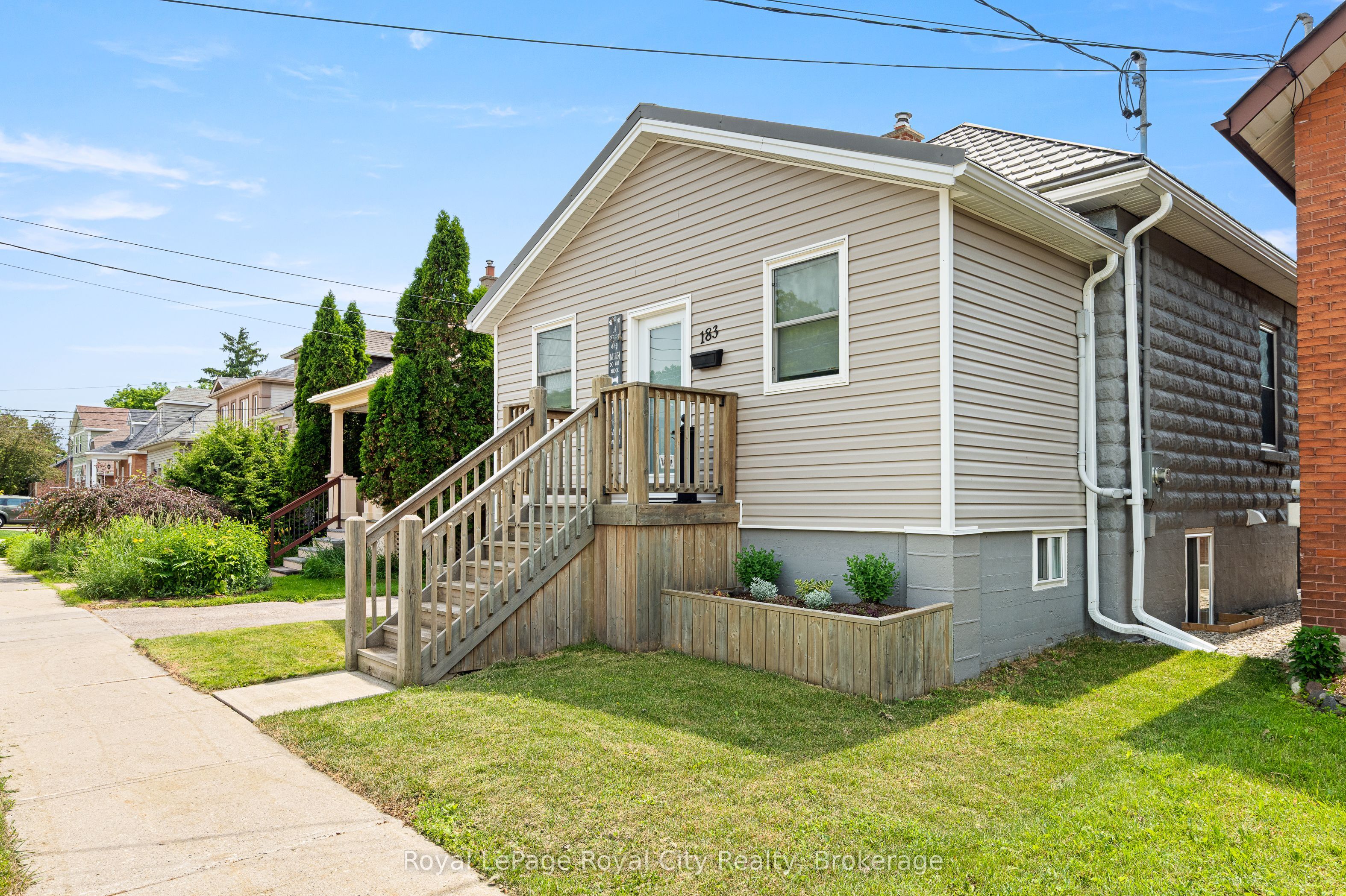 183 Elizabeth Street, Guelph, ON N1E 2X5 photo 3