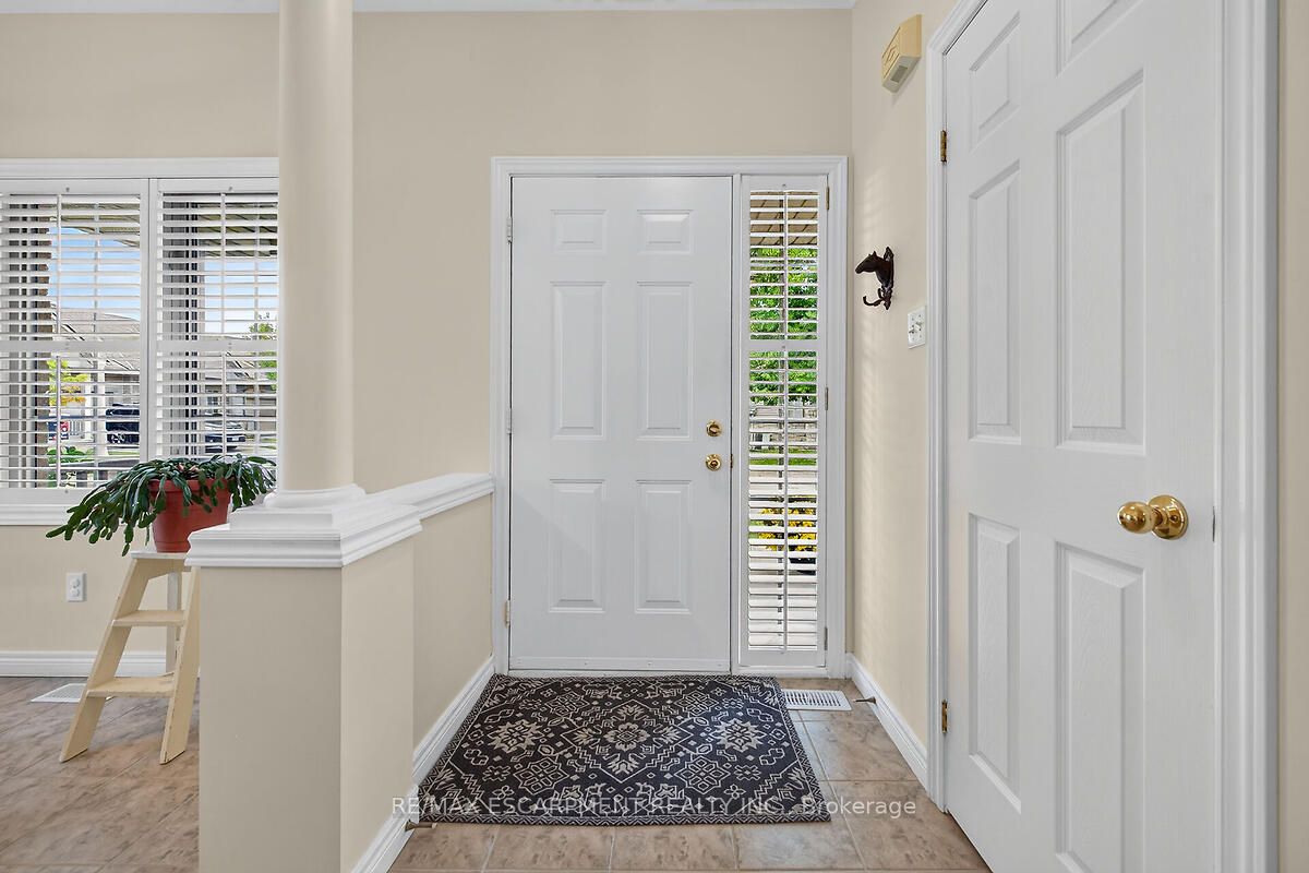 34 Southbrook Drive 23, Hamilton, ON L0R 1C0 photo 5