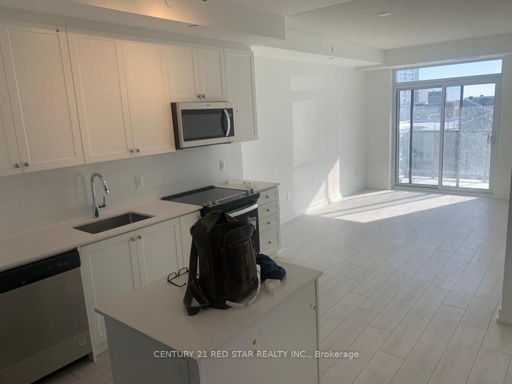 55 Duke Street W 706, Kitchener, ON N2H 6N7 photo 3