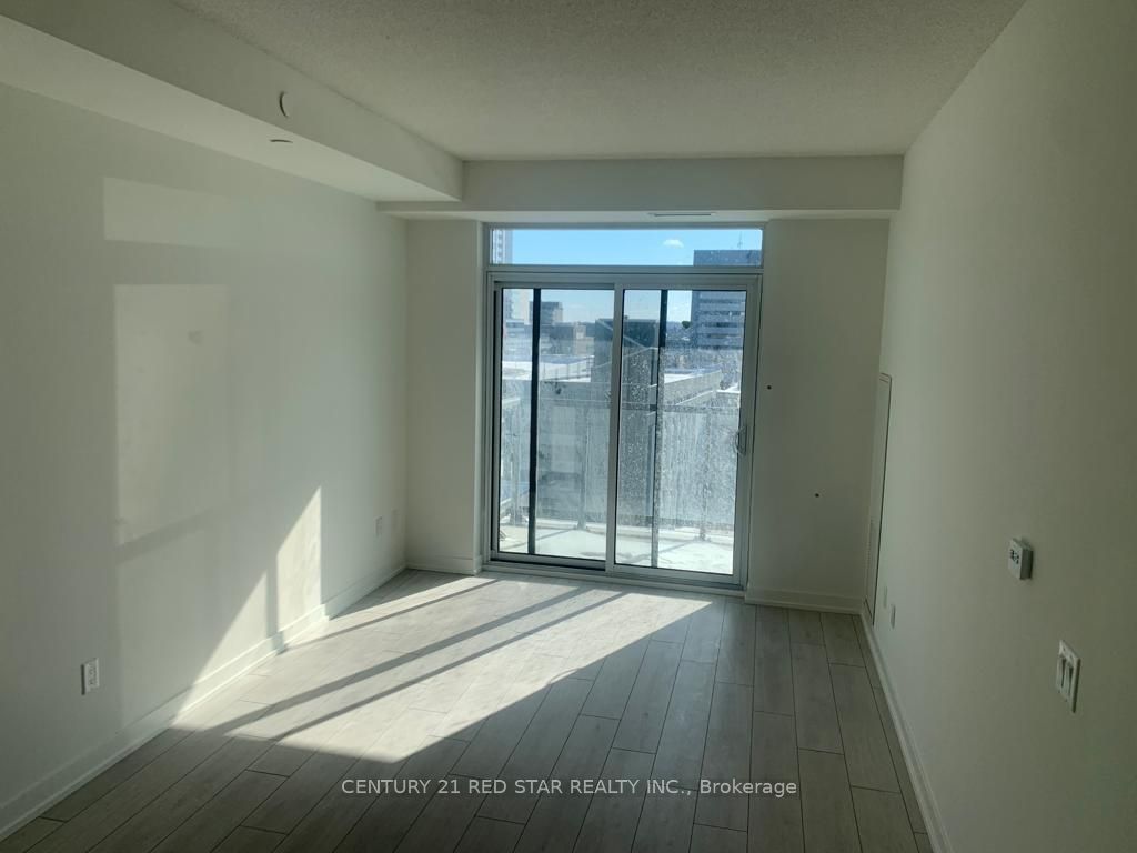 55 Duke Street W 706, Kitchener, ON N2H 6N7 photo 4