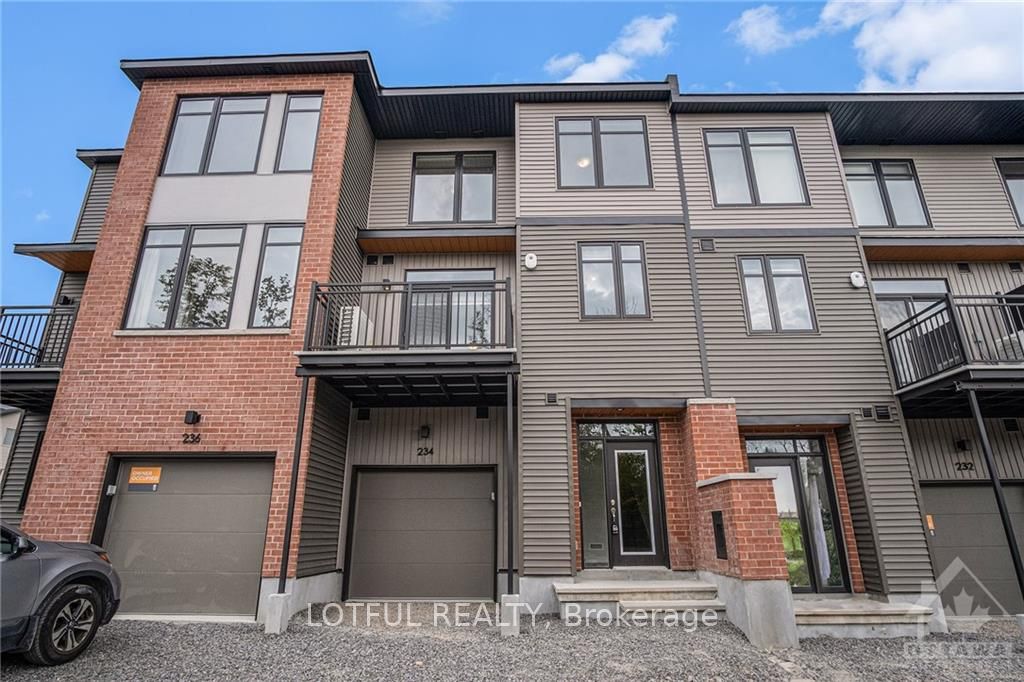 234 TUSSOCK Private, Blossom Park - Airport and Area, ON K1X 0H2